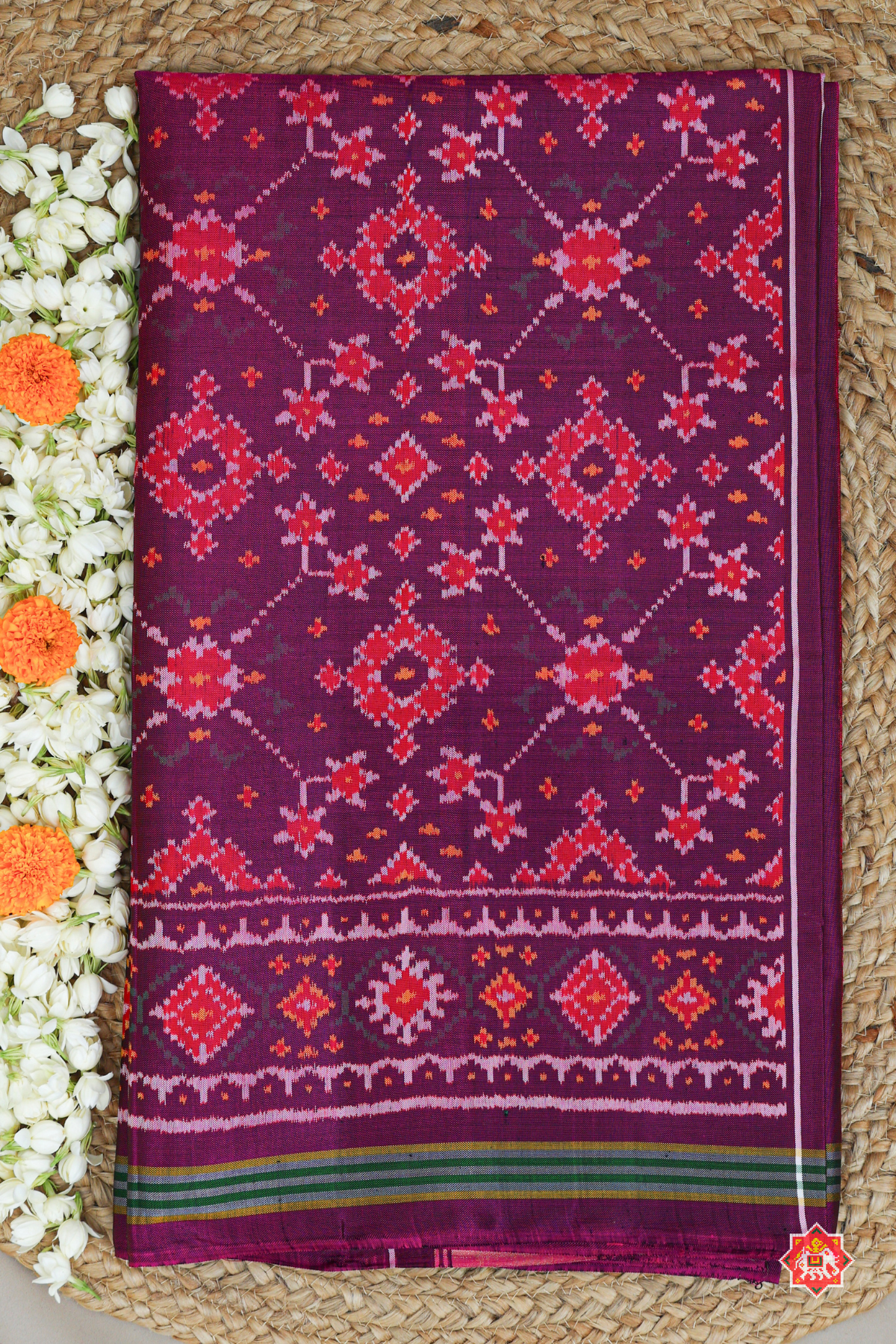 Navratna design with minakari chanda border Semi double ikat patola saree