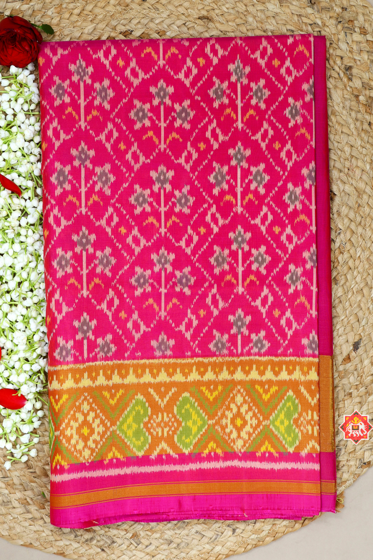 Funcy flower design with tissue border single ikat patola saree