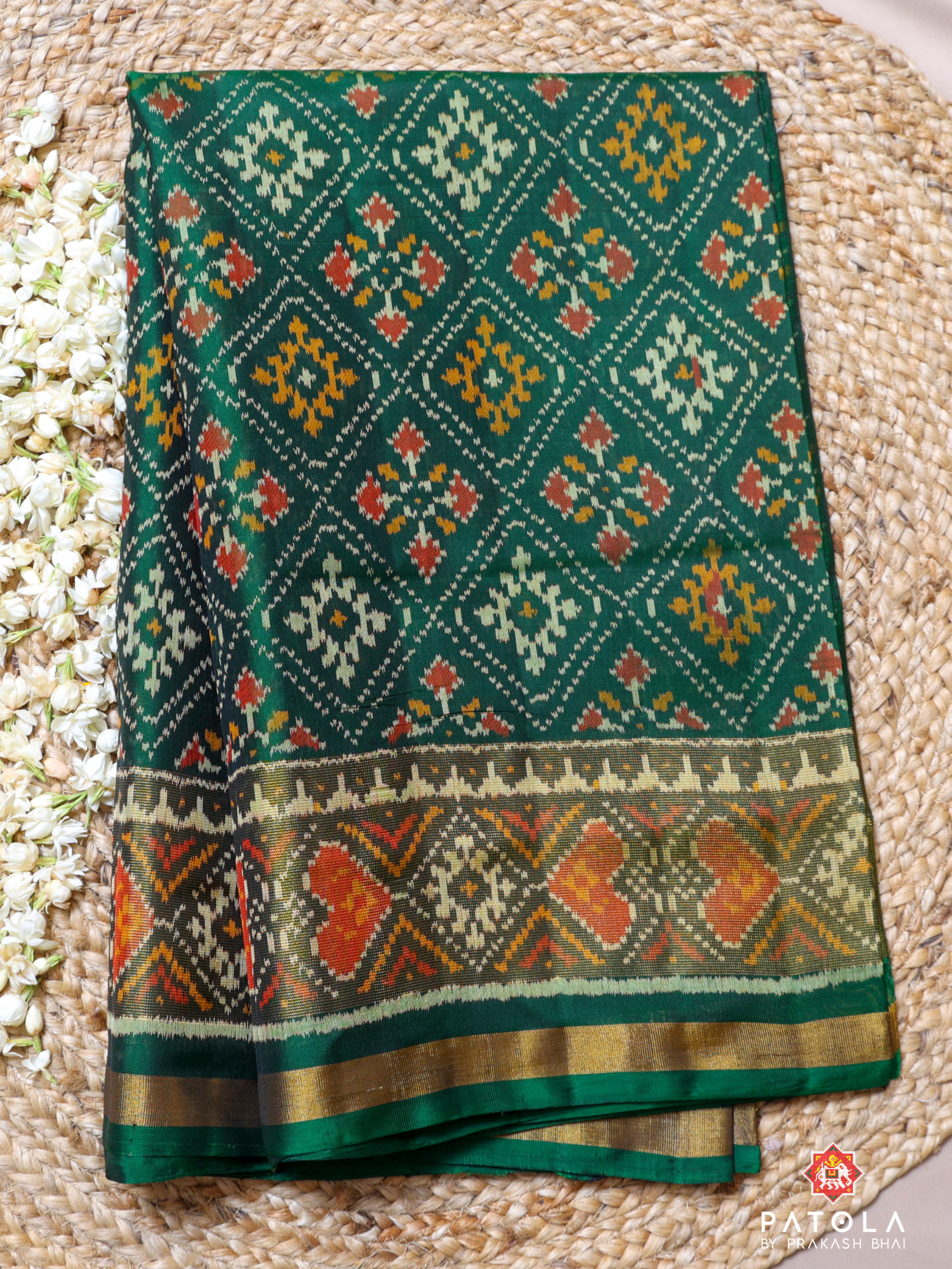 Green Chanda Bhat Design With Selaari Border Single Ikat Patola Saree