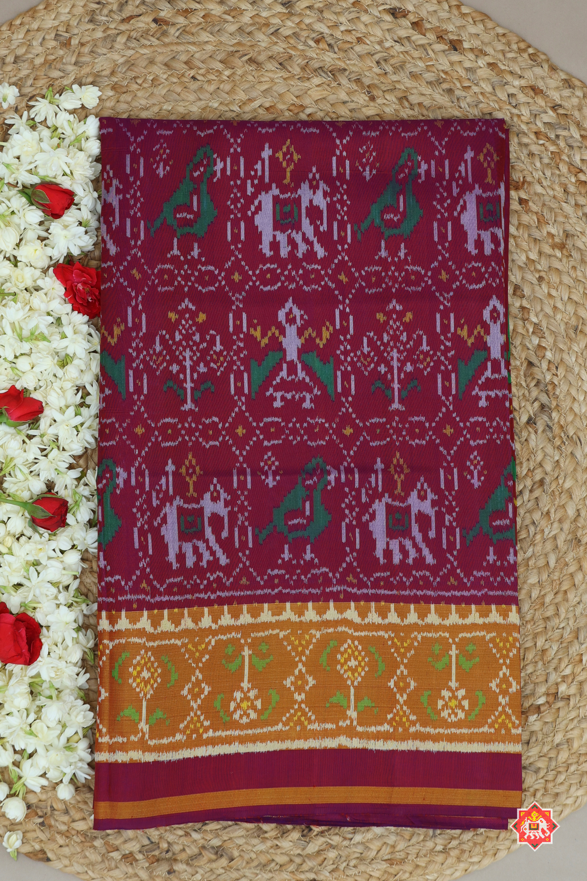 Square with motif design tissue border single ikat patola saree