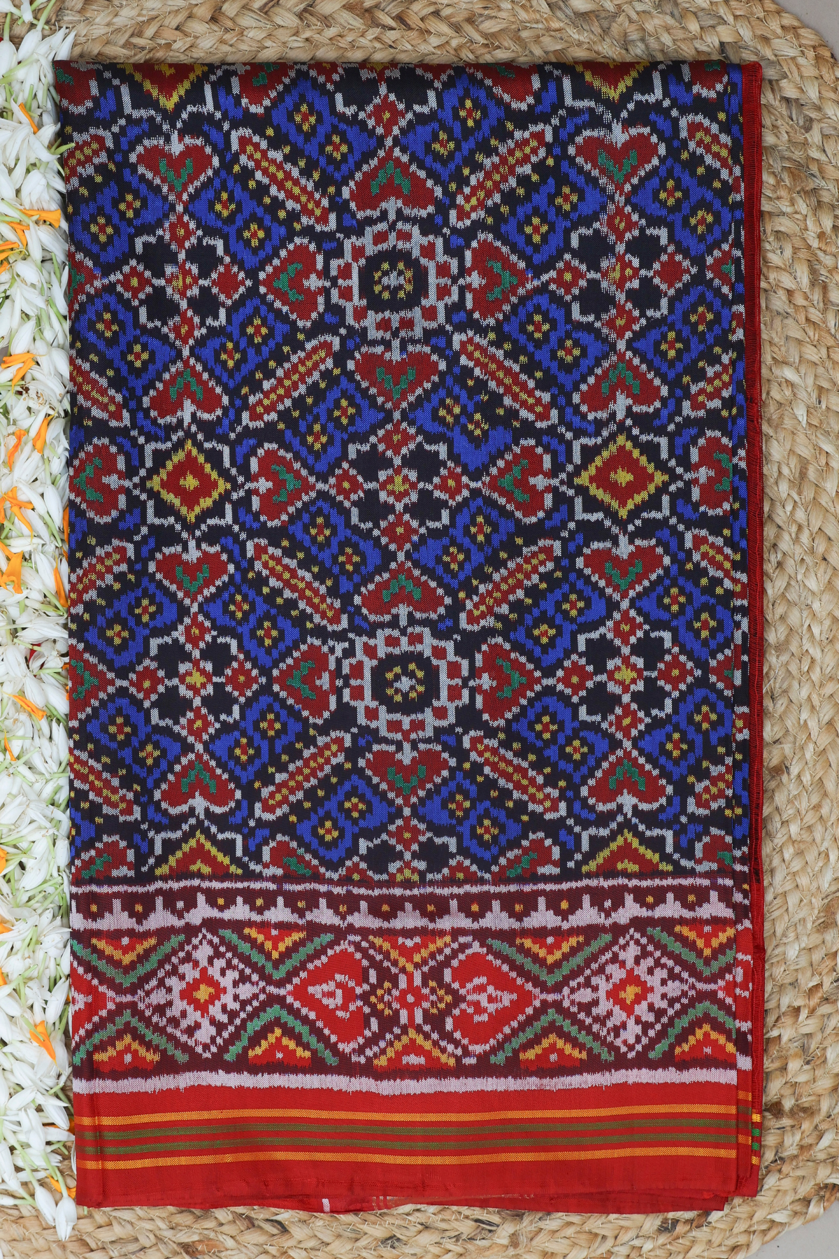 Manek chowk design with pallu border traditional semi double ikat patola saree