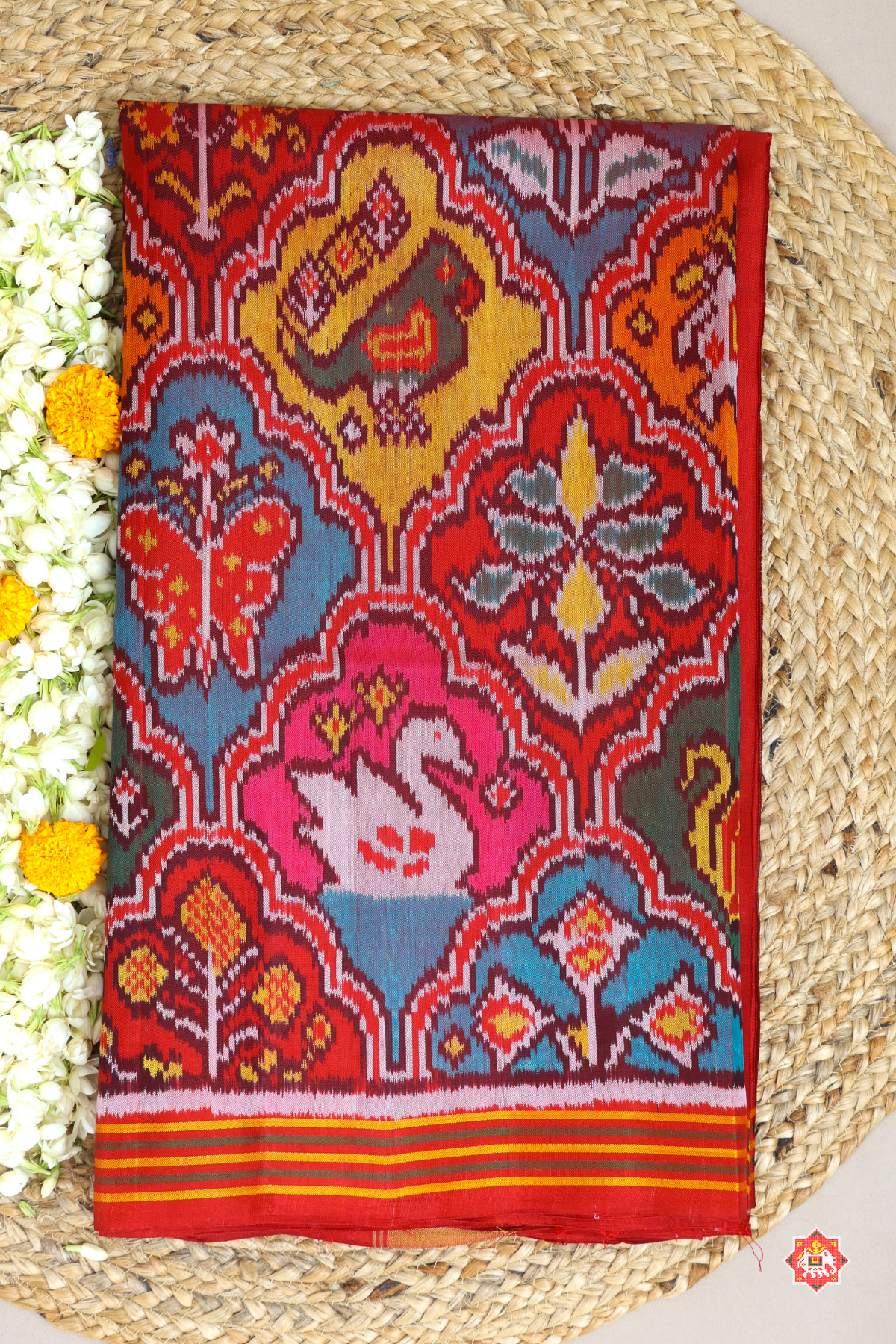 Masterpiece 4 motif design semi double ikat patola saree