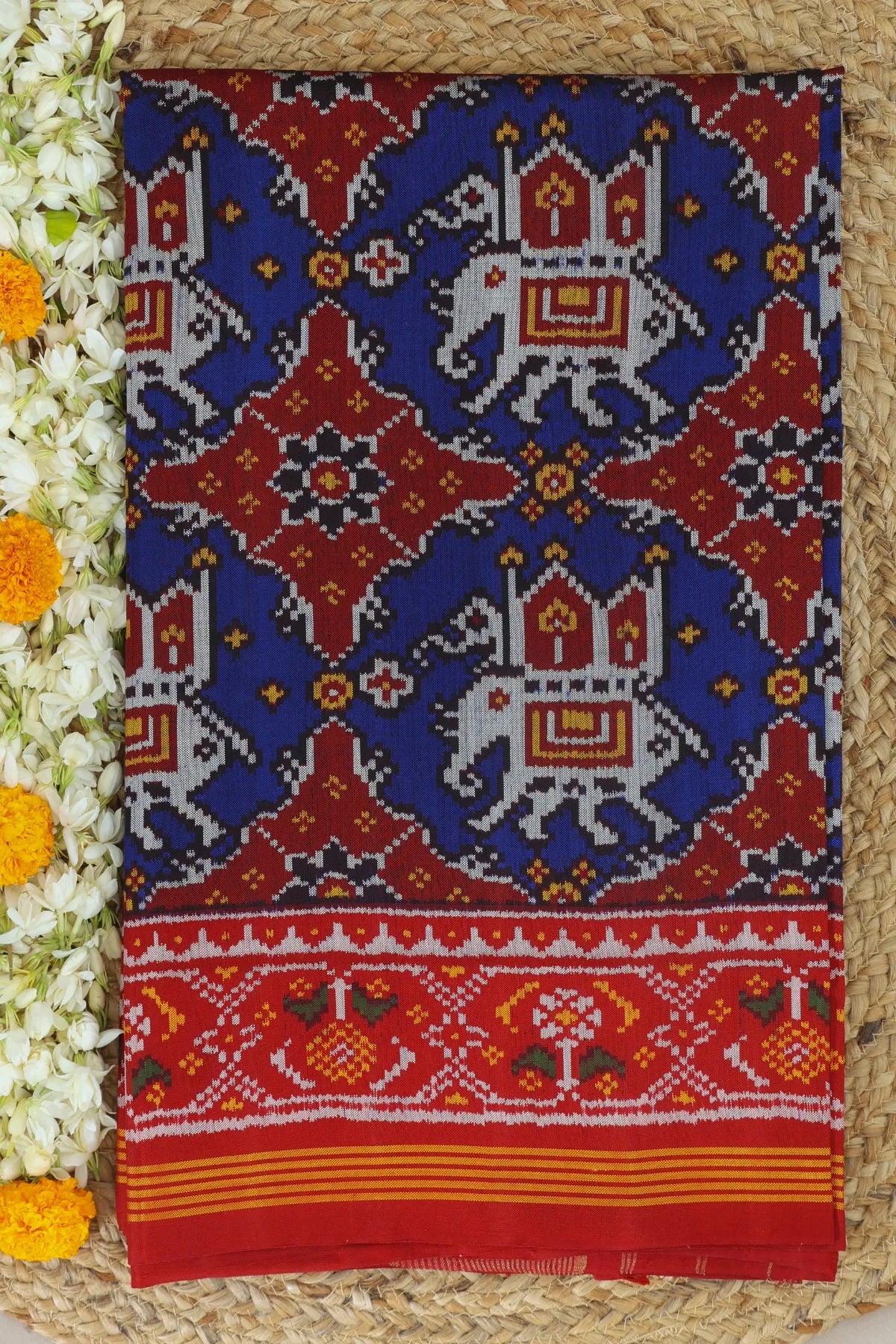 Traditional chhabdi with elephant design & ghughroo border design semi double ikat patola saree