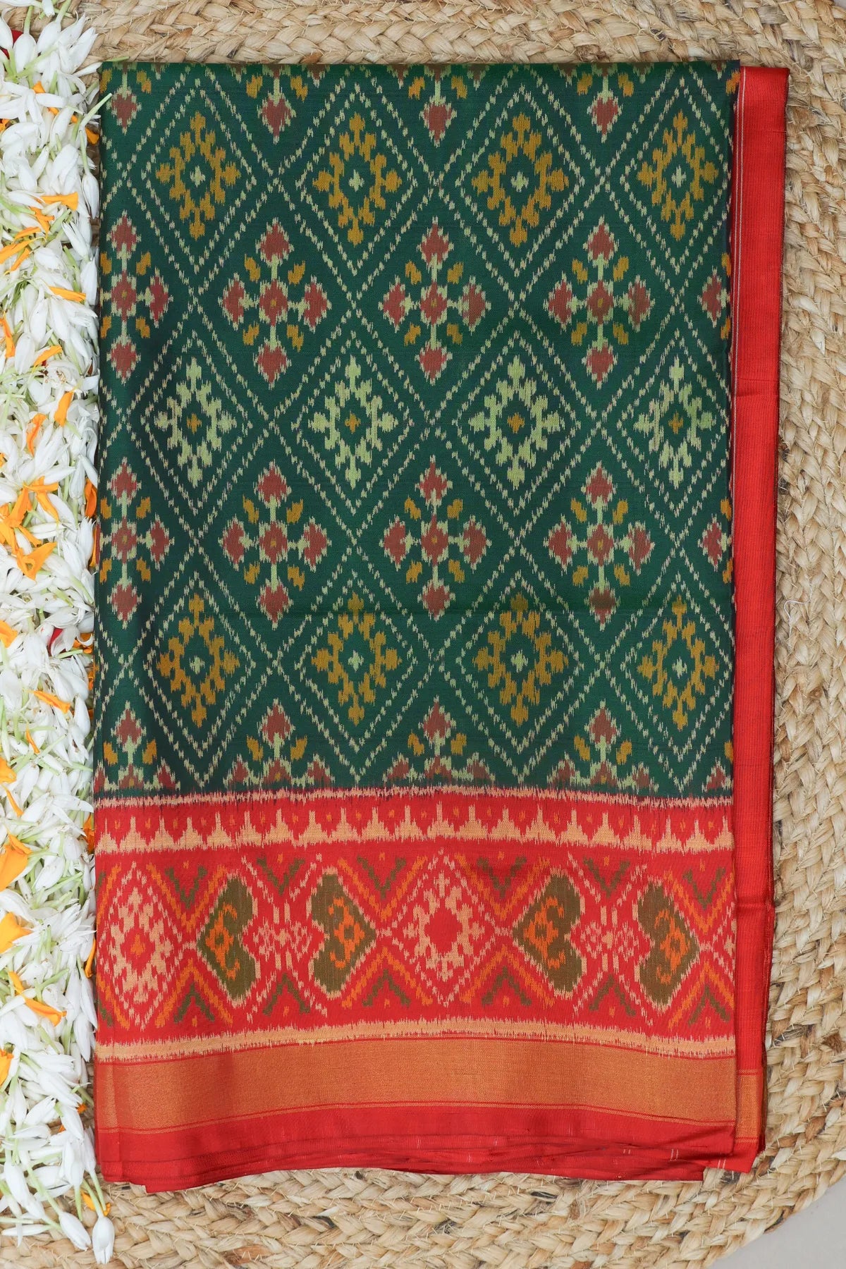 Chandabhat design with pallu border traditional design single ikat patola saree
