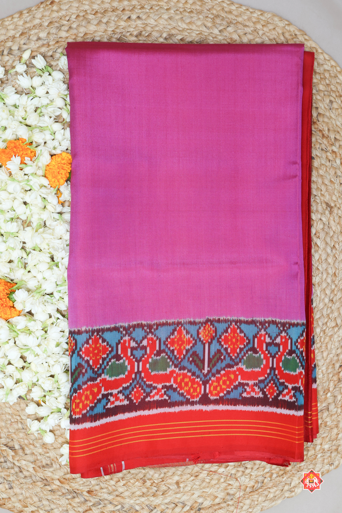 Peacock border design & pallu border contras with blouse patola design plain patola saree