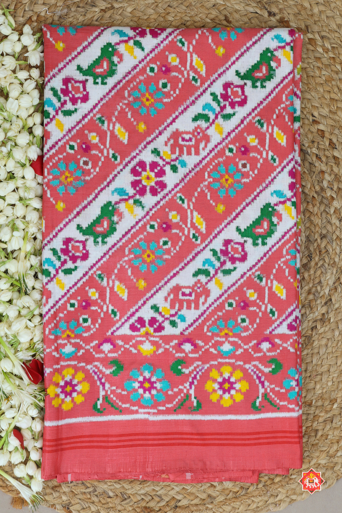 Patan patola classic lehariya with floral border pure double ikat patola saree