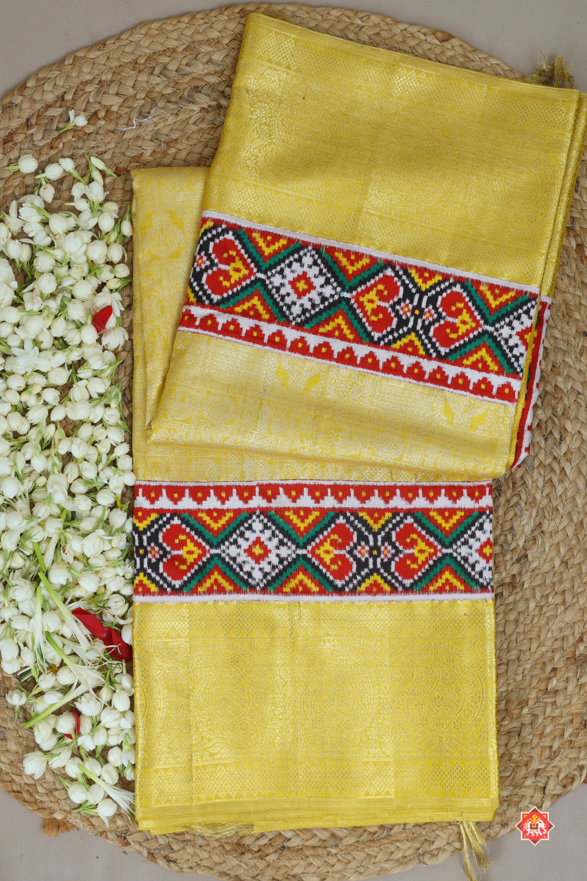 Masterpiece tissue kanchipuram with skirt border design patan patola saree