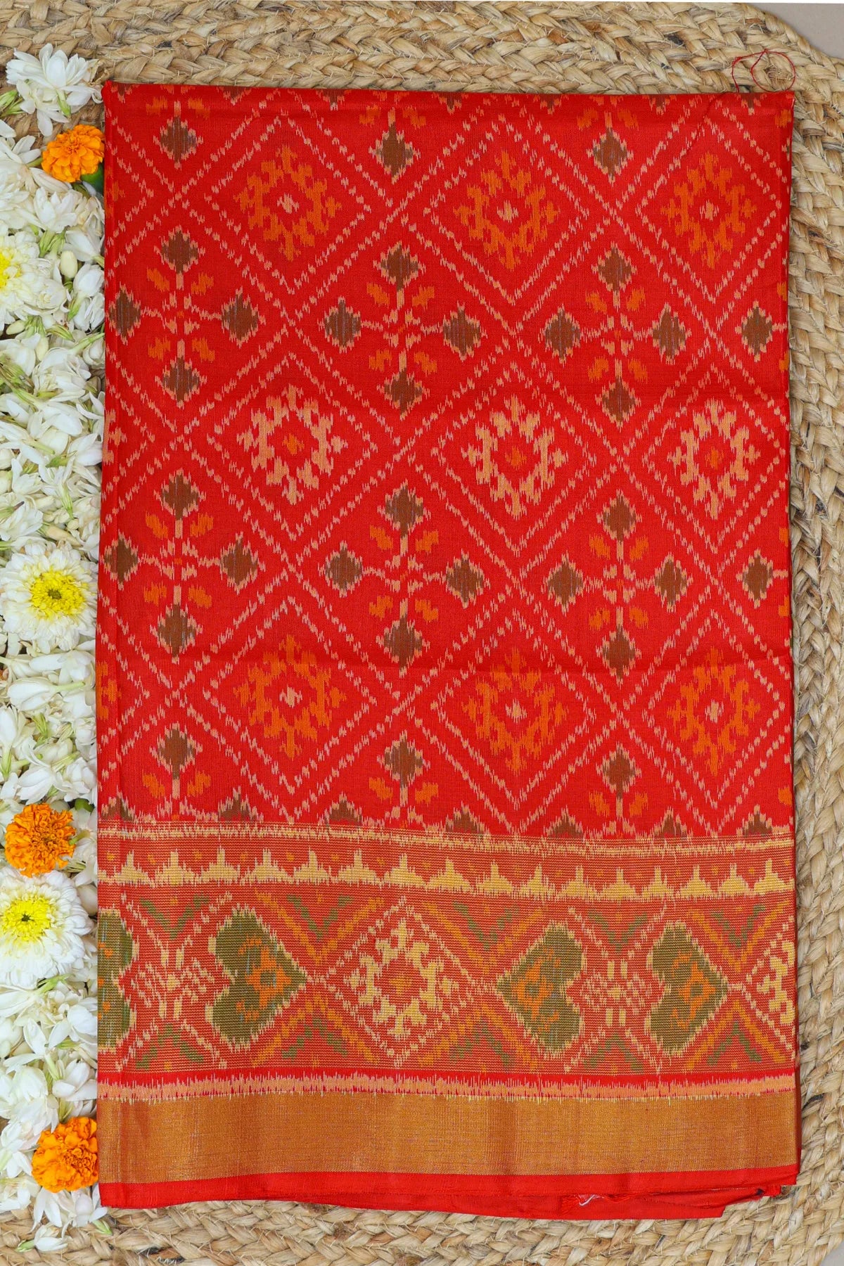 Chandabhat design with pallu border traditional design single ikat patola saree