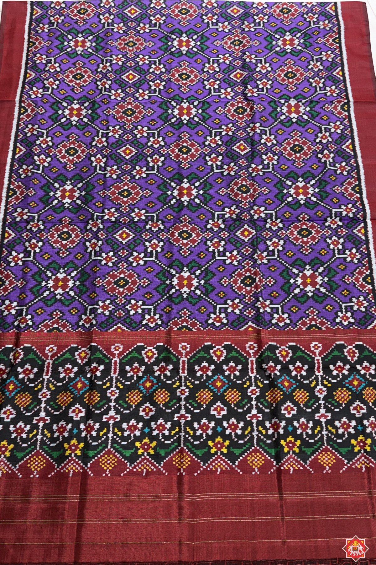 Master piece traditional navratna design semi double ikat patola dupatta