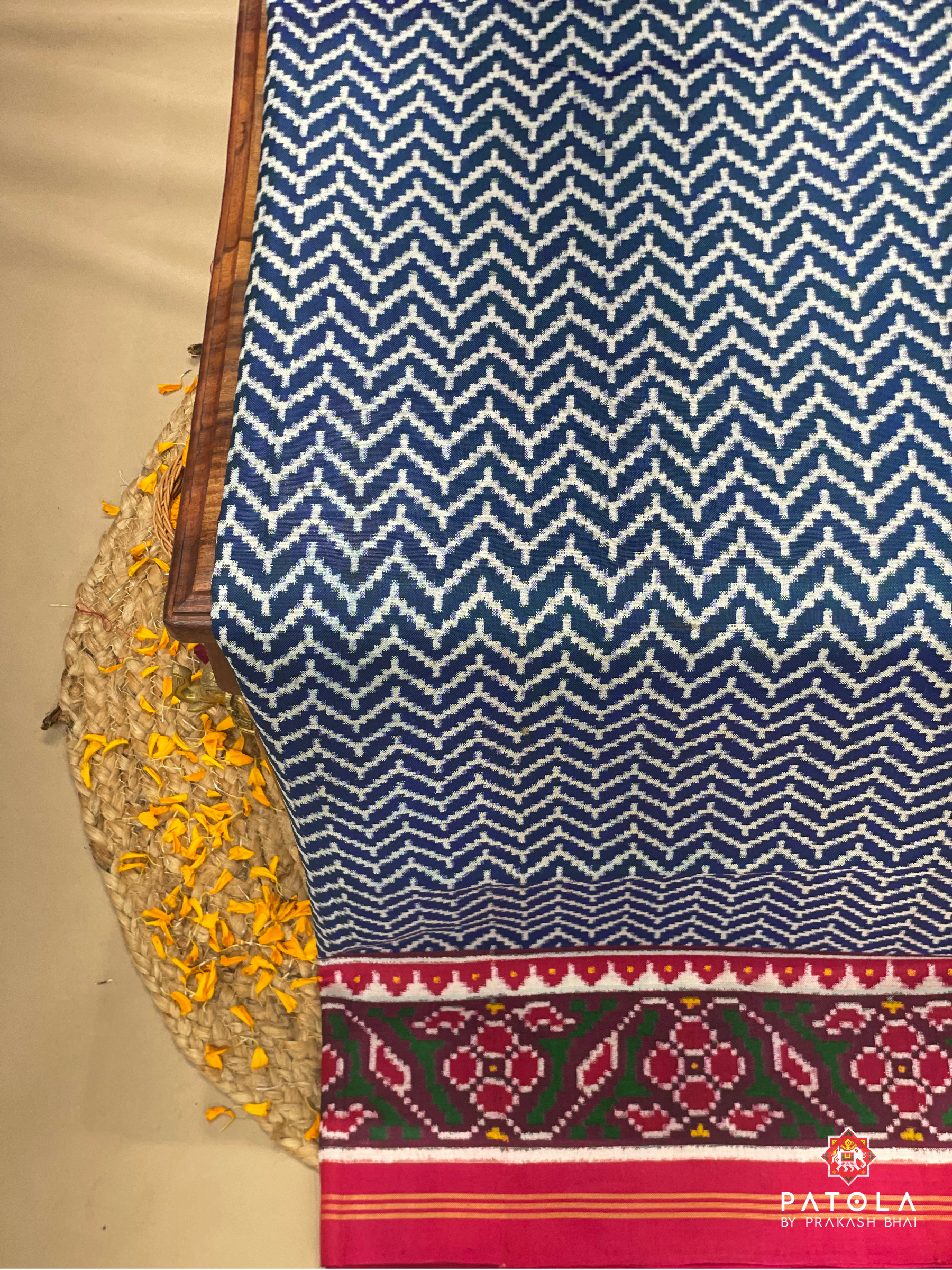 Zigzag Designer Pure Double Ikat Patola Saree