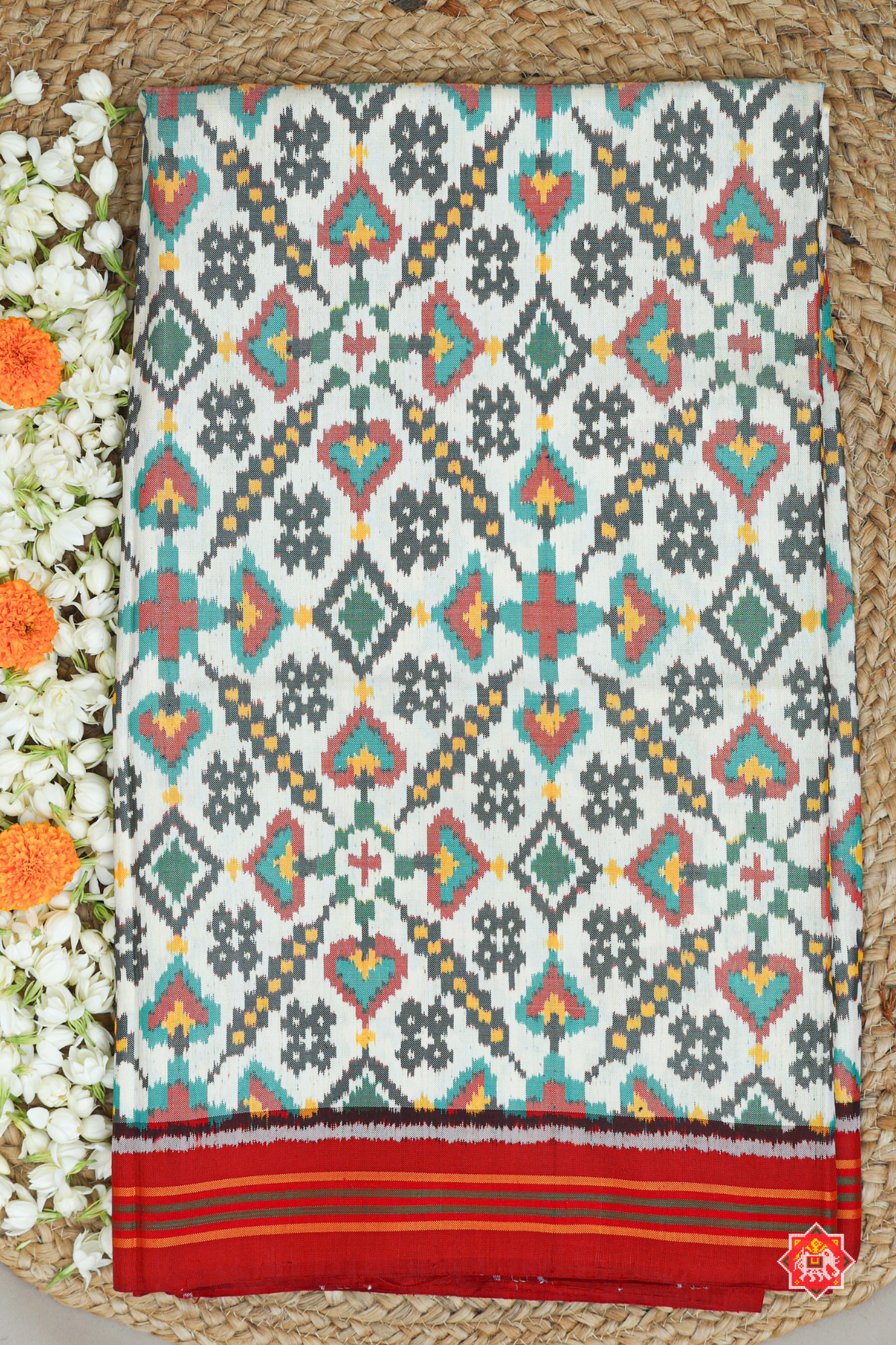 Rajwadi kirron kher design small border  semi double ikat patola saree
