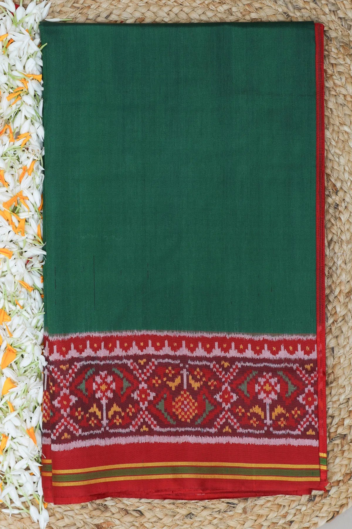 Plain patola with border pallu & blouse patola design semi double ikat patola saree