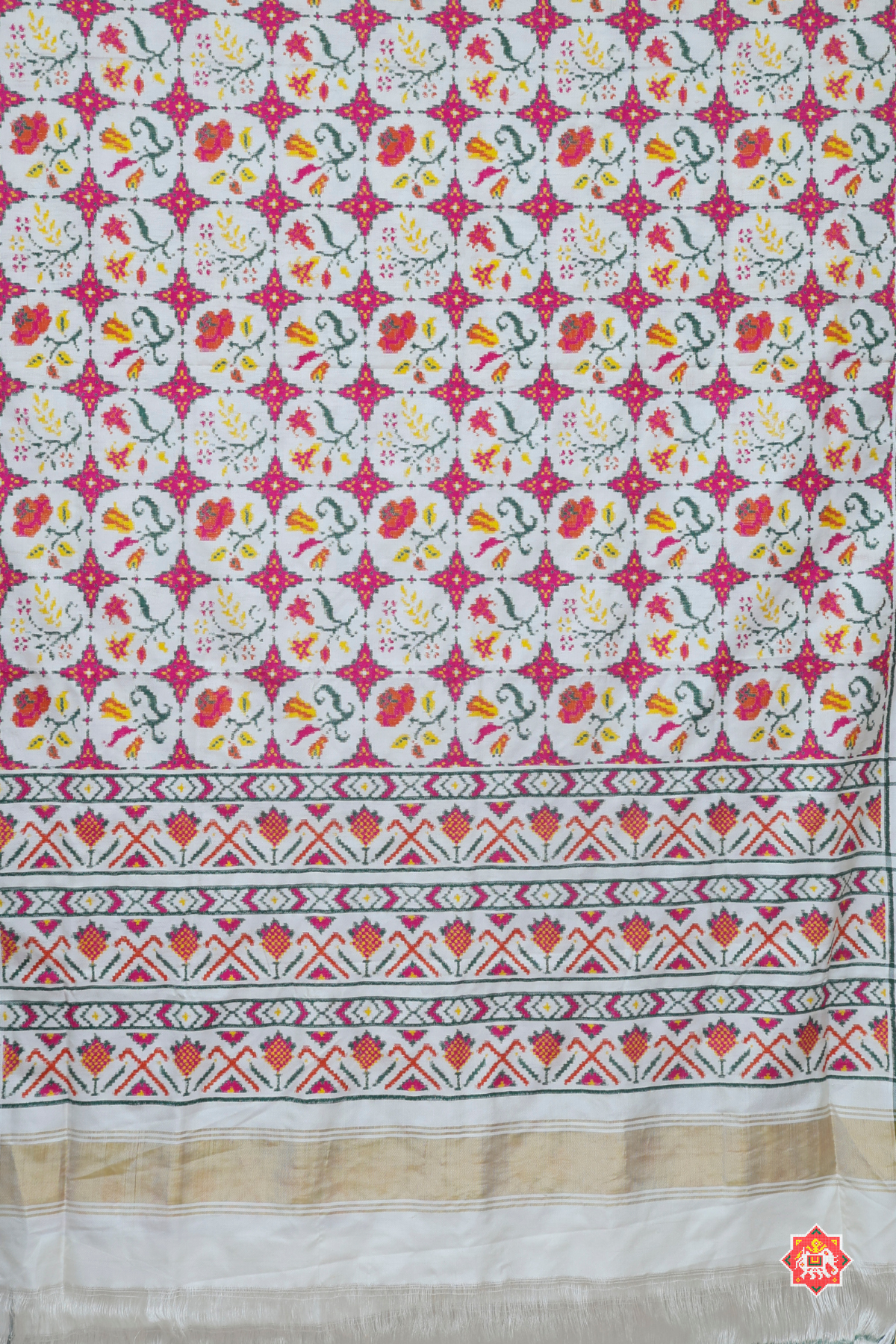 Masterpiece small chabadi design with flower & small lines border pure double ikat patola saree