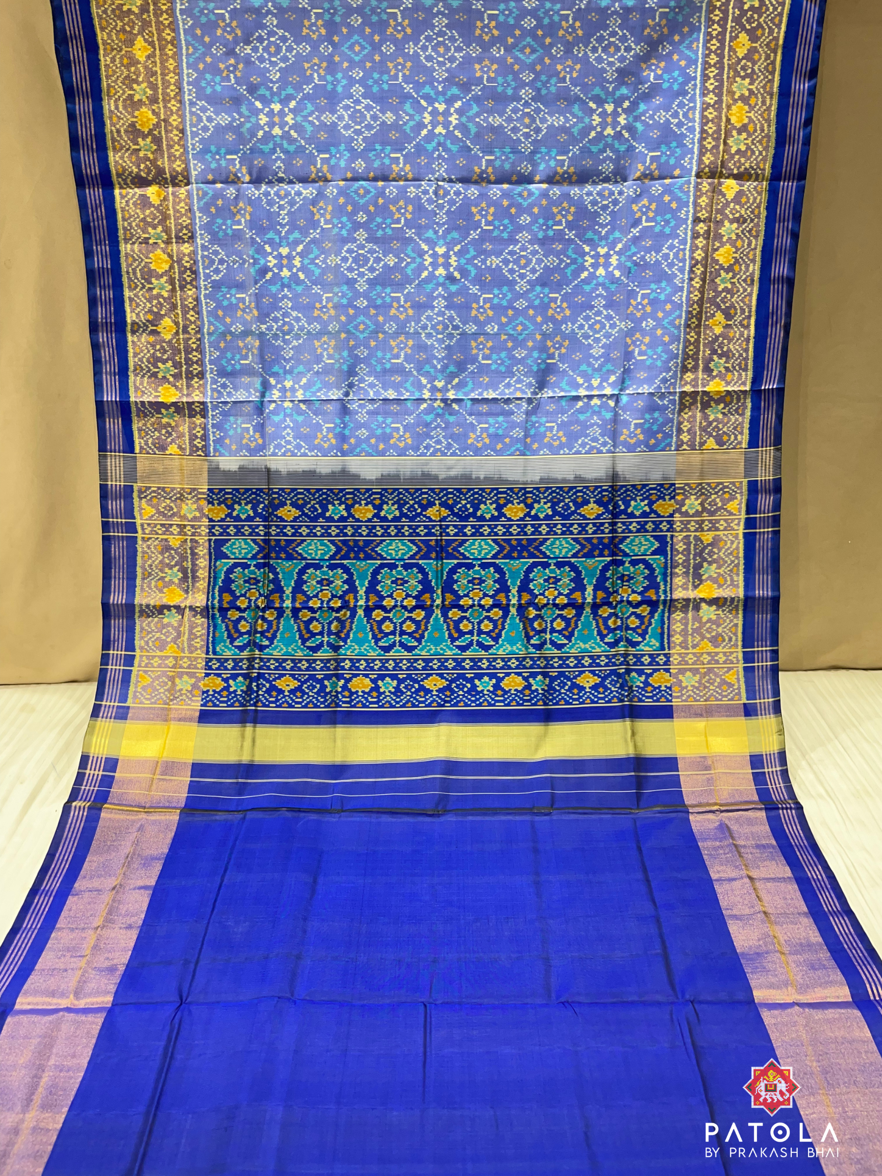 Navratna Design With Flowers Border Single Ikat Patola Saree