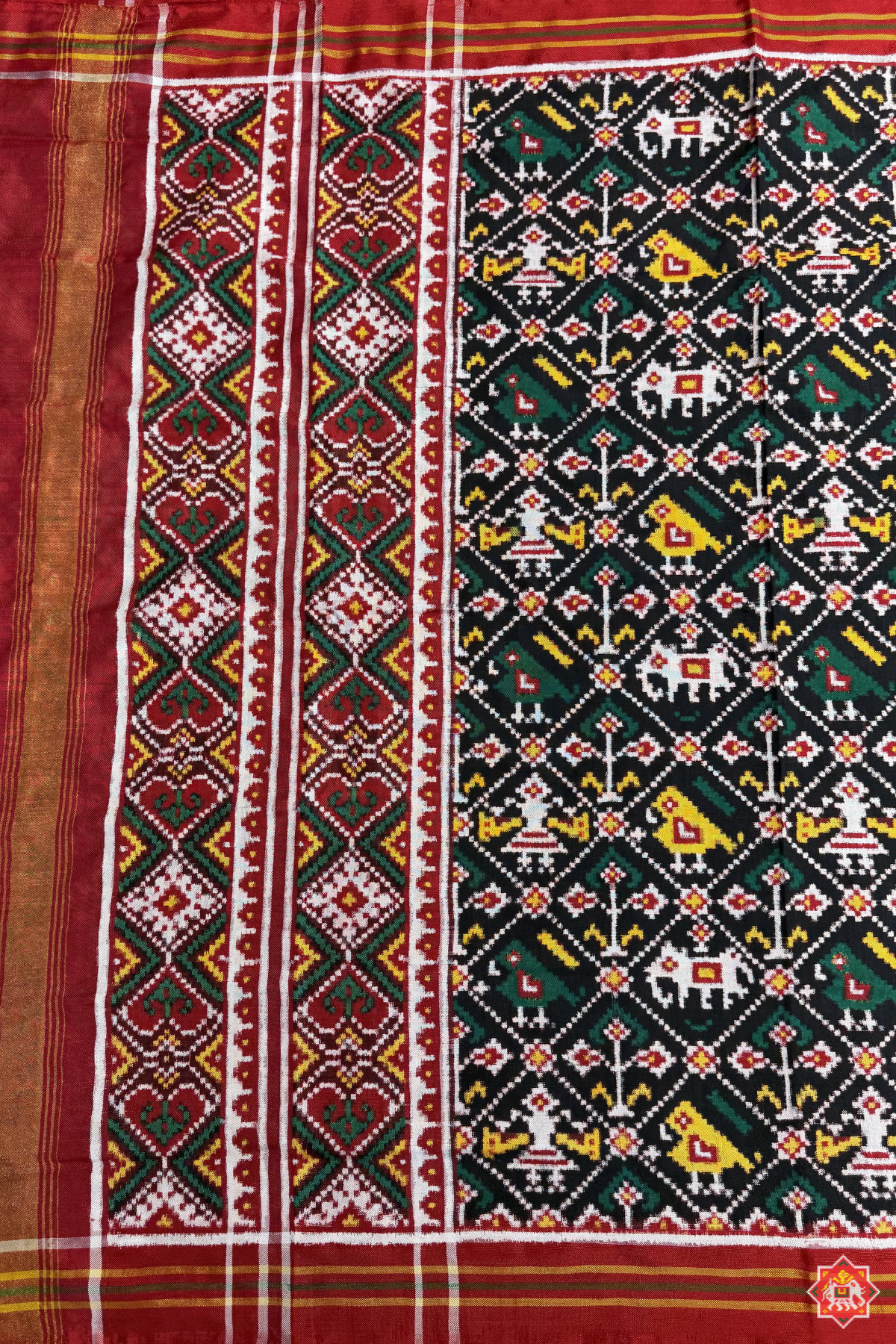 Traditional nari kunjar design pure double ikat patola dupatta
