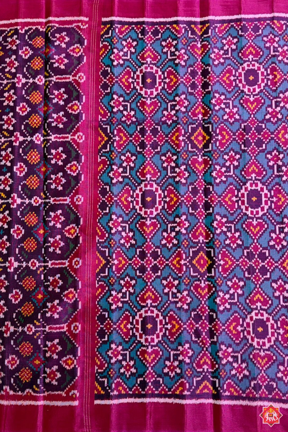 Traditional paan chanda with manek chowk design dupatta