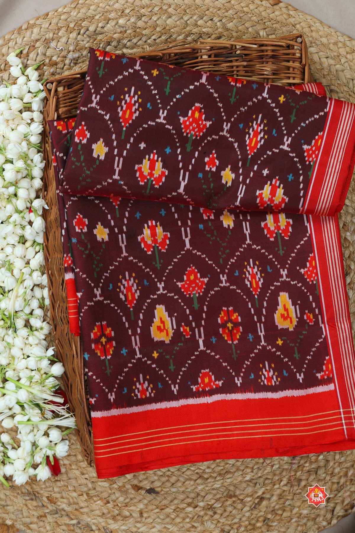 Fancy flowers design without tissue border single ikat patola saree