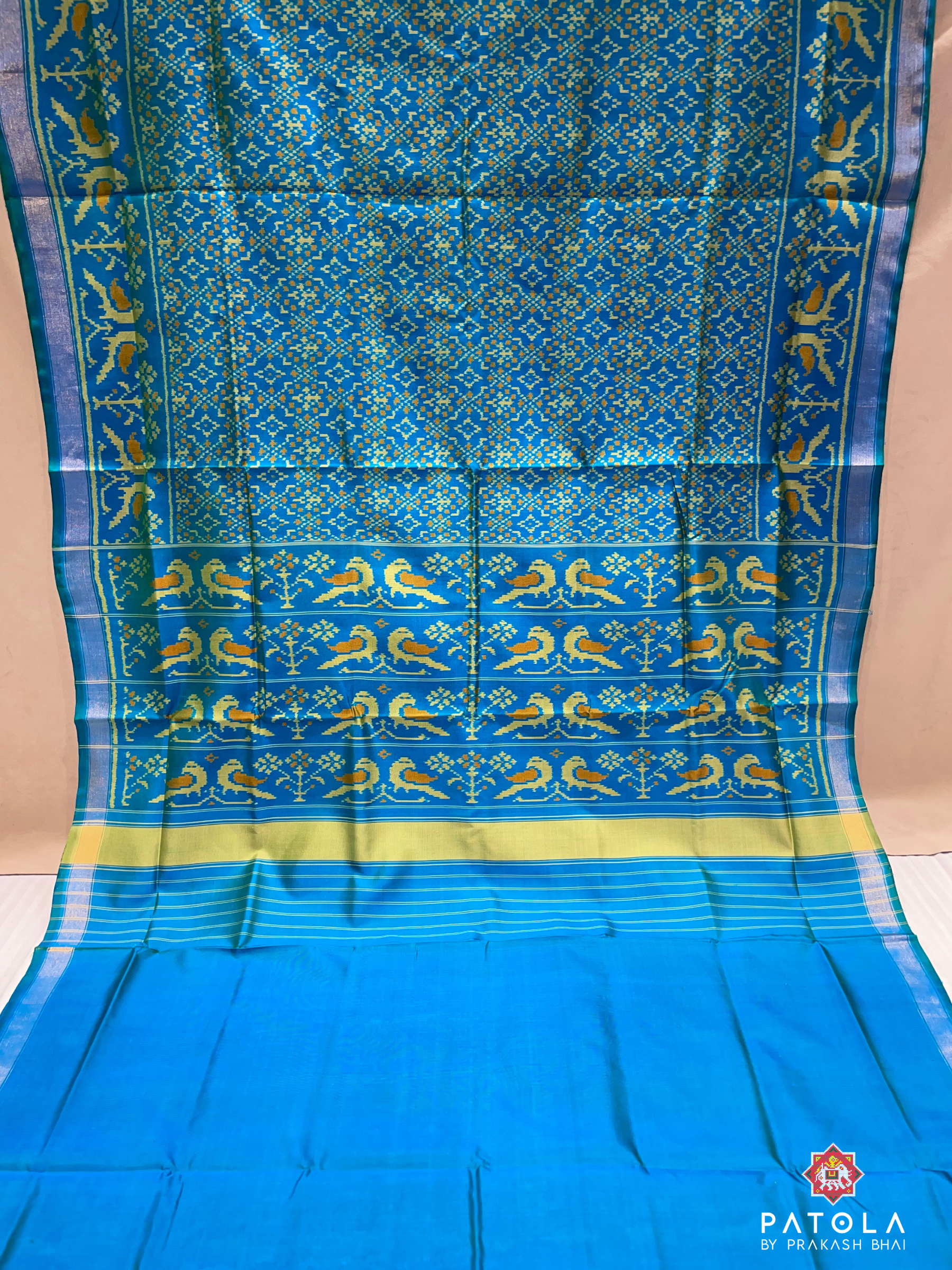 Button Phool Designer Single Ikat Patola Saree