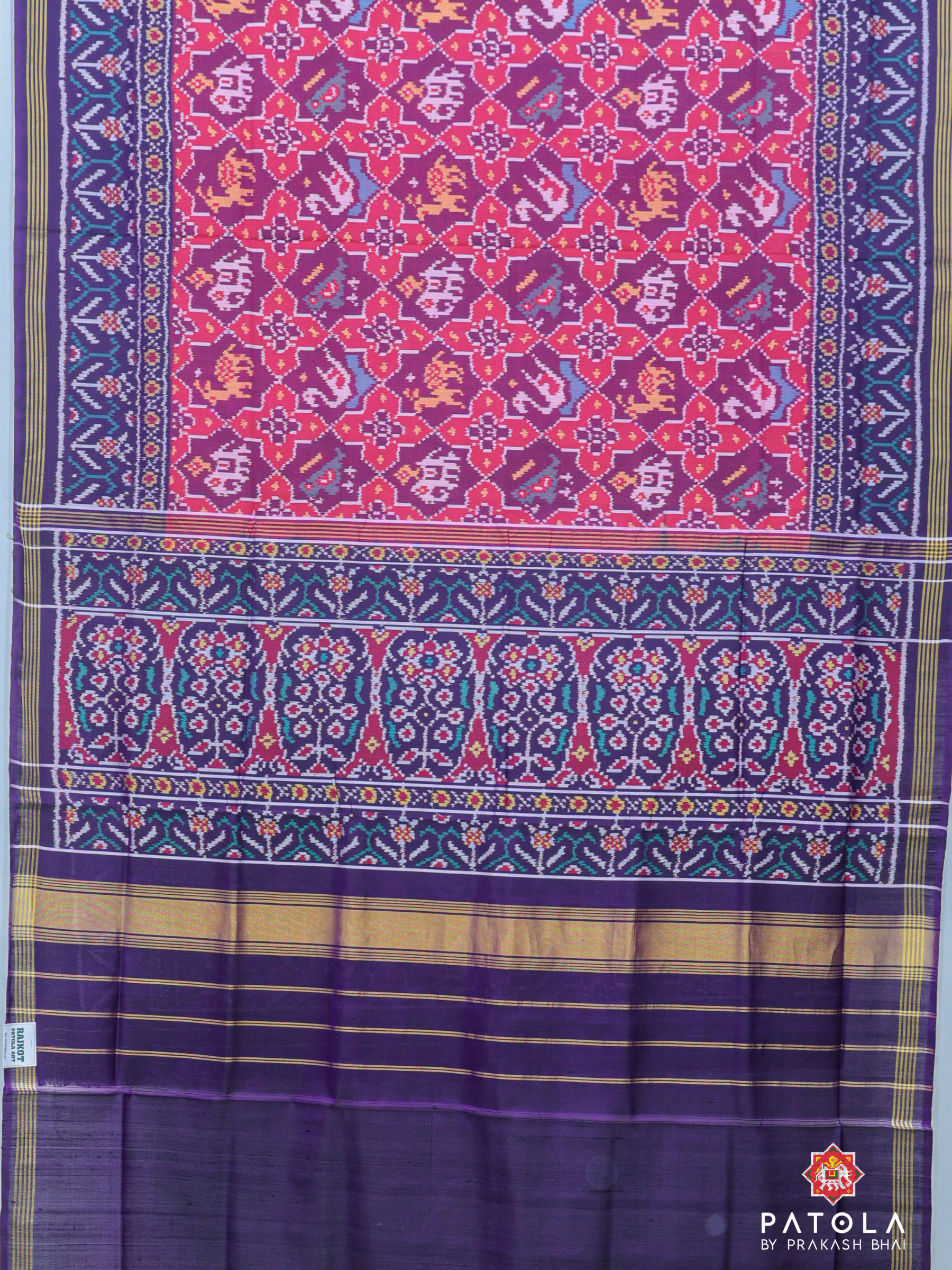 4 Figures With Star Designer Semi Double Ikat Patola Saree