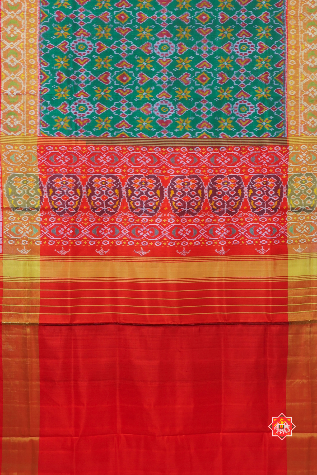 Manek chowk & paan chanda mix design single ikat patola saree