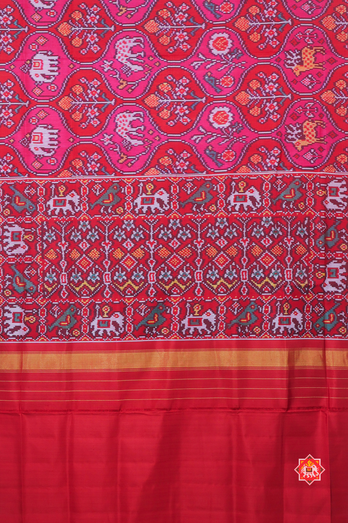Chabadi with motif design semi double ikat patola saree