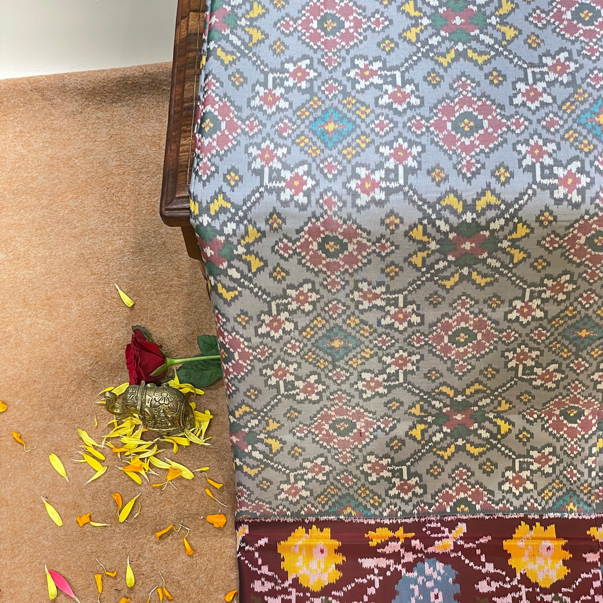 Traditional Navratna Design With Pallu Border Contrast Semi Double Ika ...