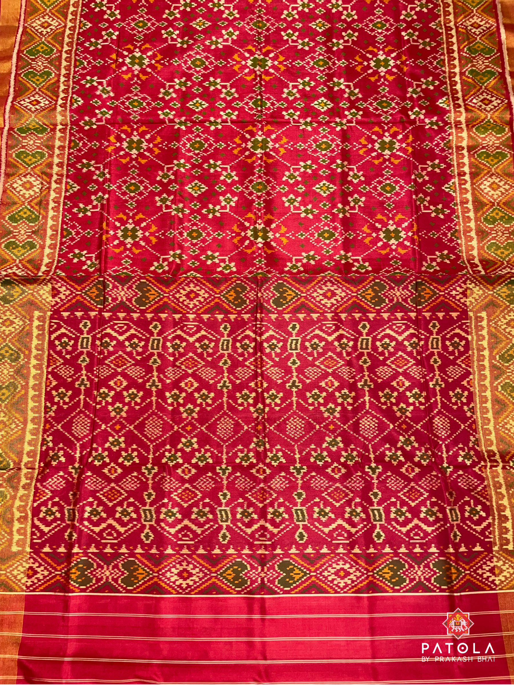 Traditional Navratna Design With Pallu Of Selaari Border Single Ikat Patola Saree