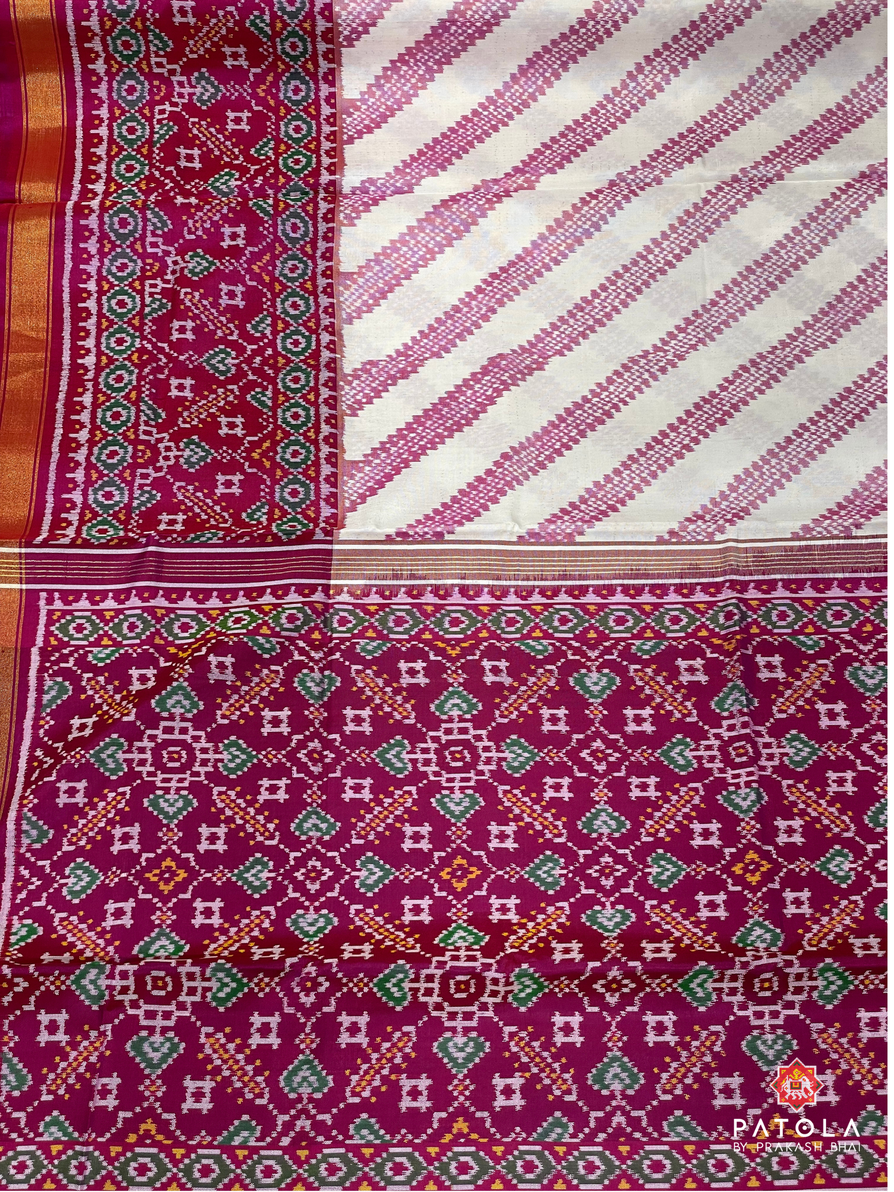 Laheriya Design Manekchowk Border Pallu Contrast Semi Double Ikat Saree