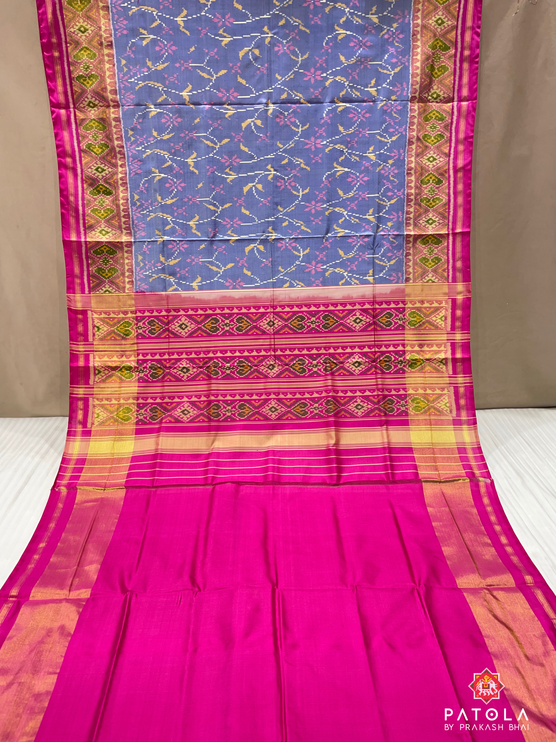 Vel Design With Selaari Border Single Ikat Patola Saree