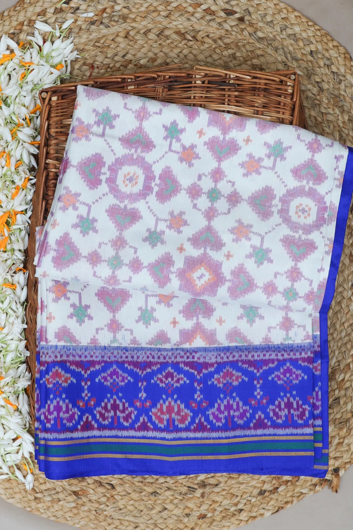 Traditioal paan chanda design minakari work with pallu border unique design semi double ikat patola saree