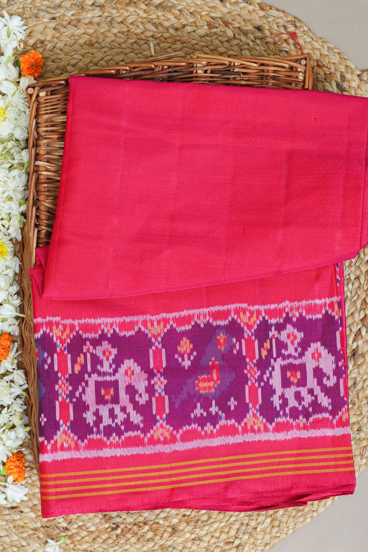 Plain patola with border pallu & blouse patola design semi double ikat patola saree