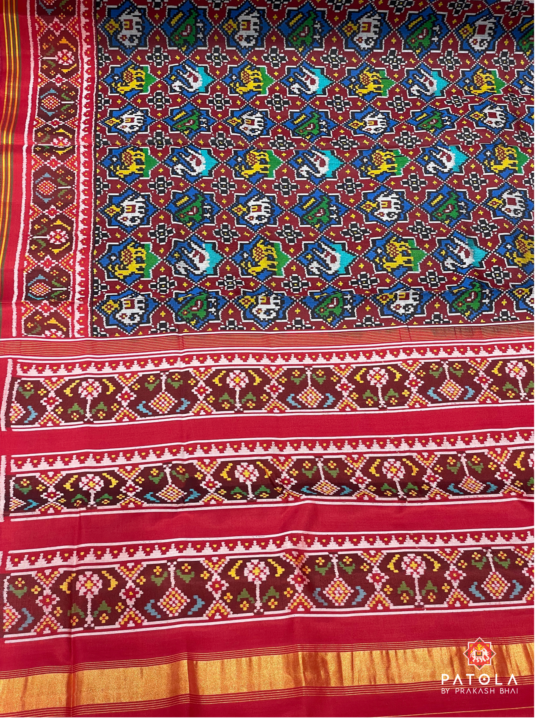 Star Design With 4 Figures And Border Pallu Contrast Semi Double Ikat Saree