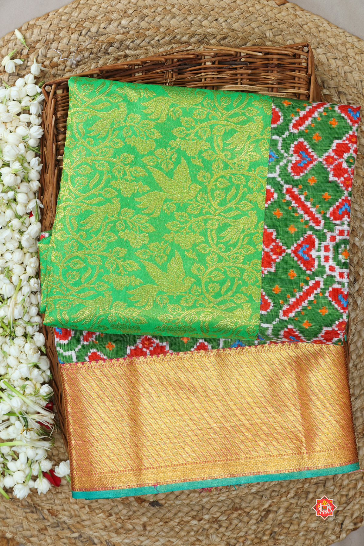 Masterpiece tissue kanchipuram with skirt border & navratna design patan patola saree