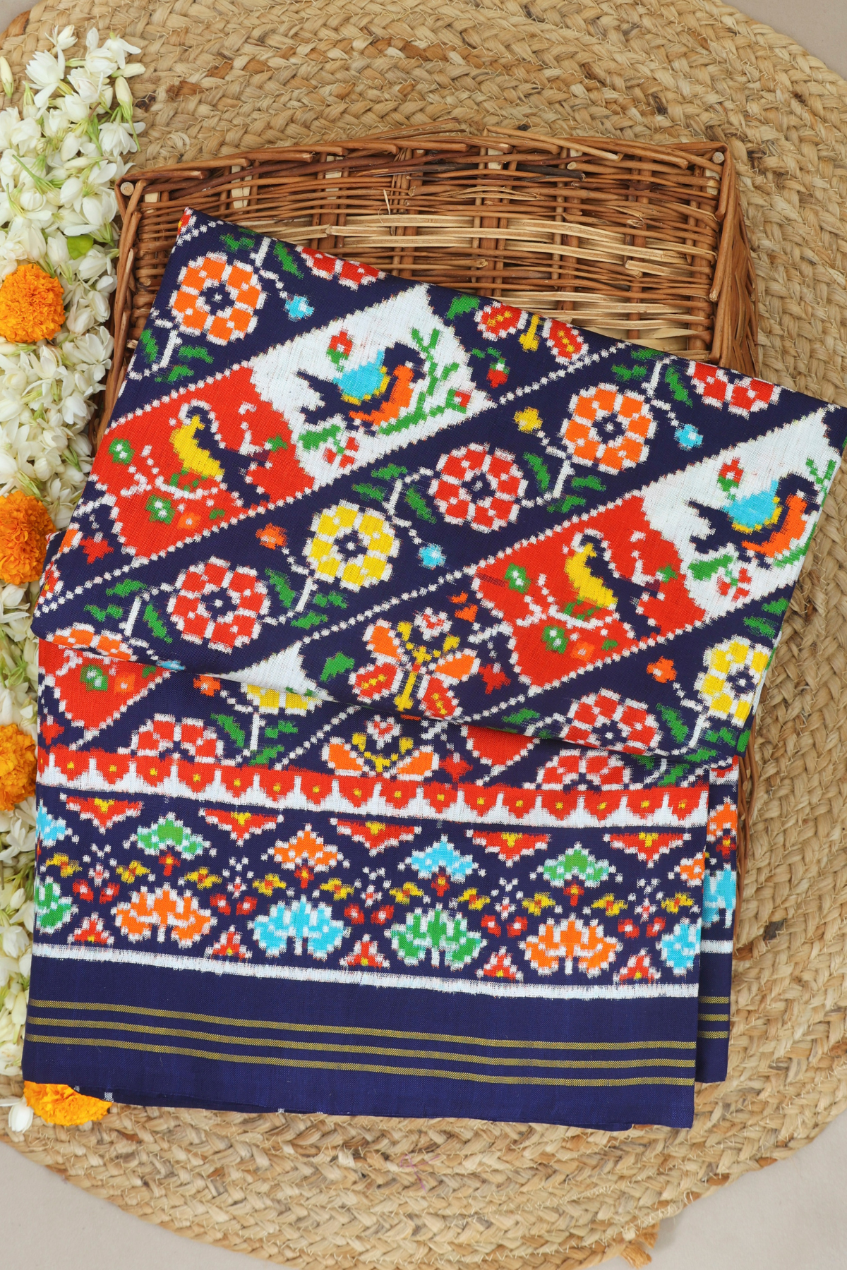 Patan patola traditional master piece crosse lehriya with motif design pure double ikat saree