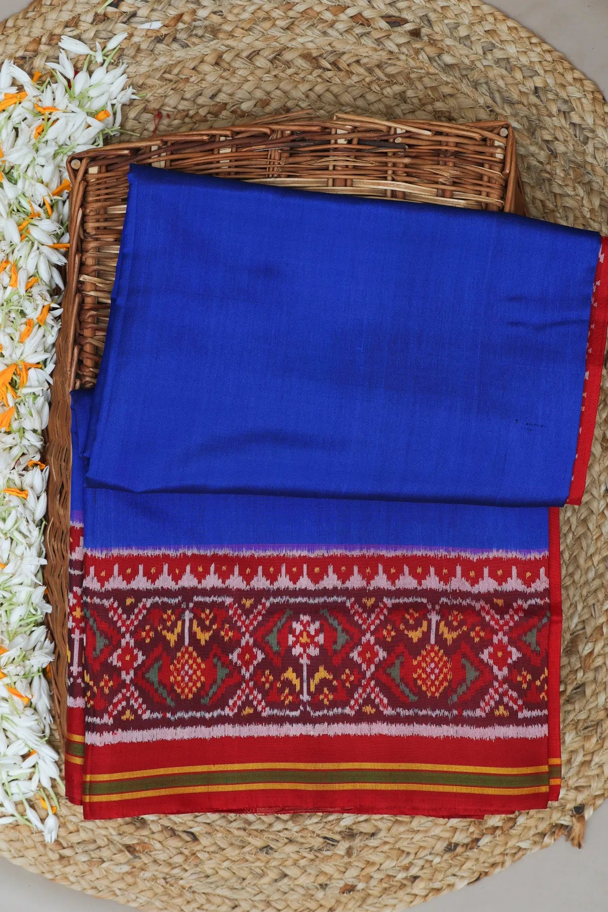 Plain patola with border pallu & blouse patola design semi double ikat patola saree