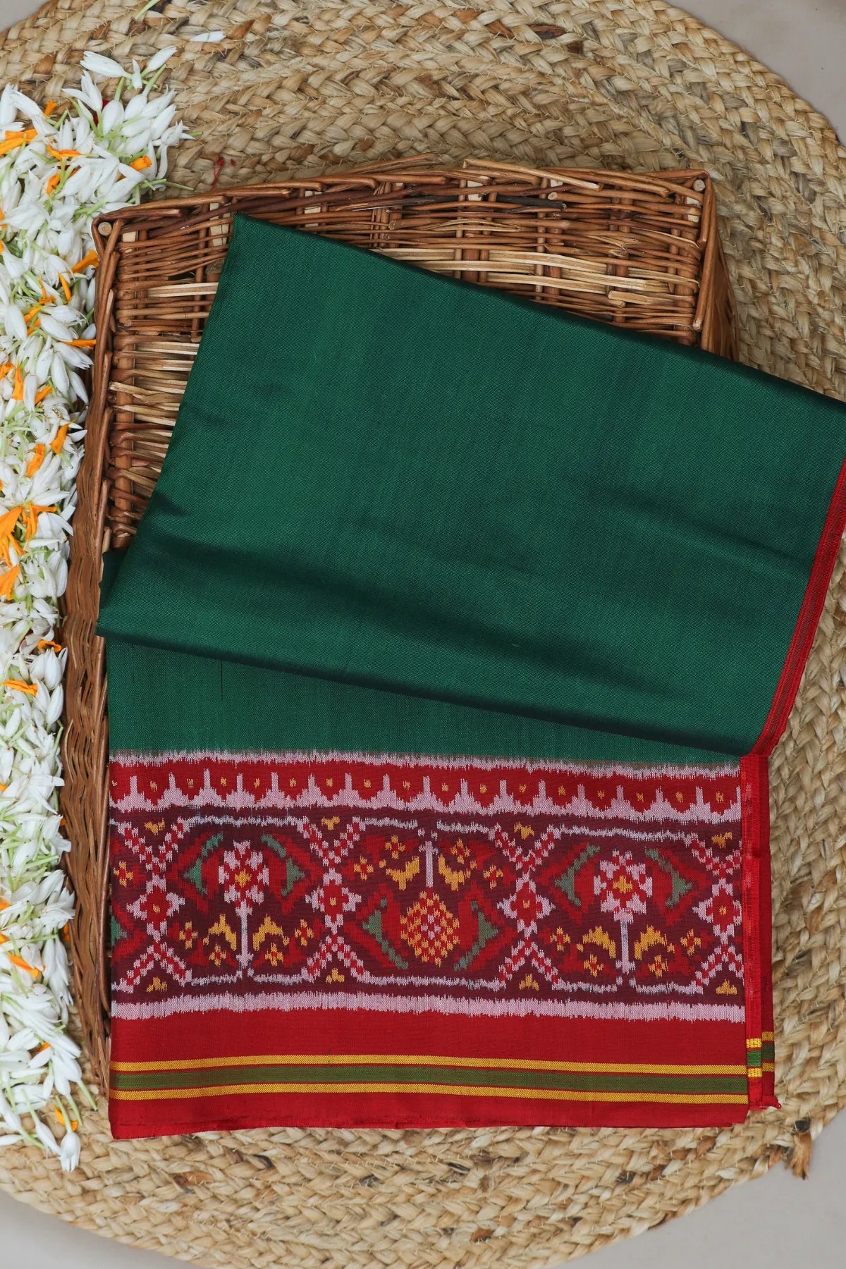 Plain patola with border pallu & blouse patola design semi double ikat patola saree