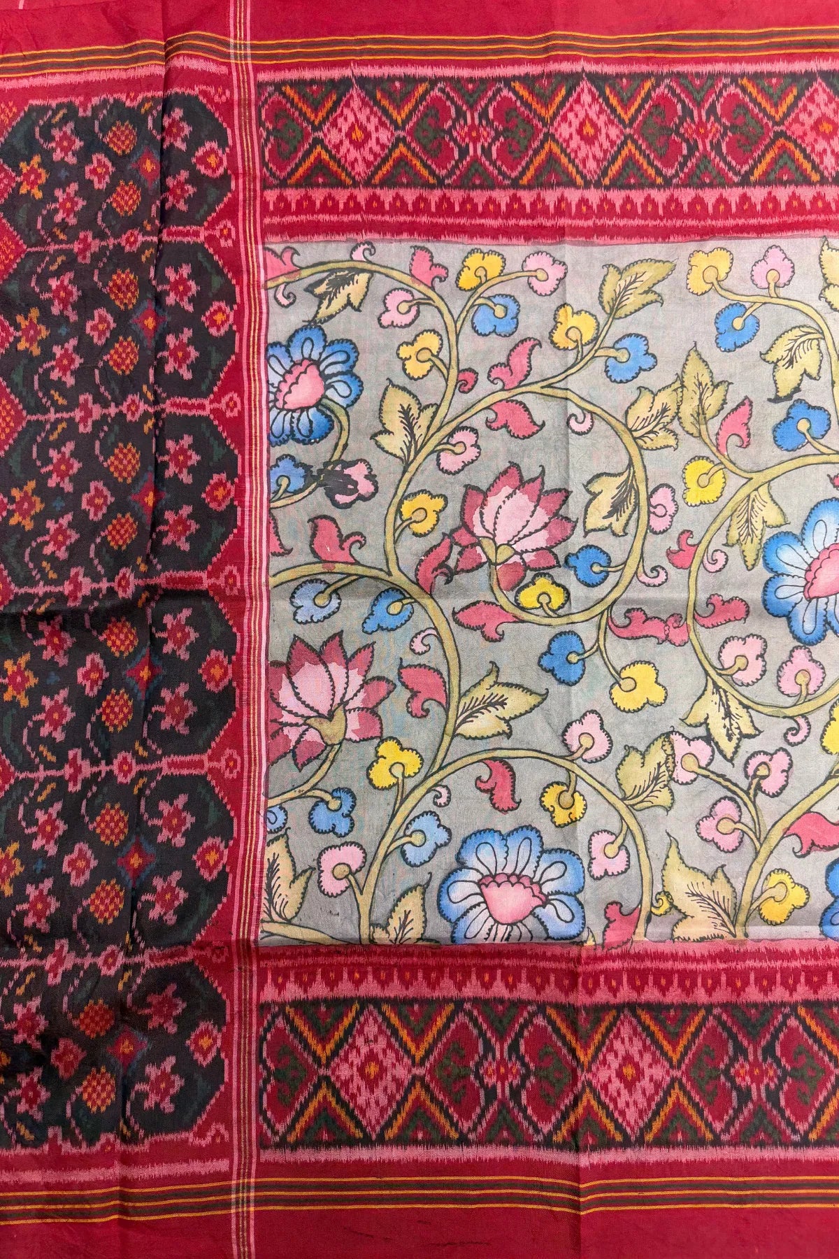 Pallu border patola design with hand pinting kalmkari work