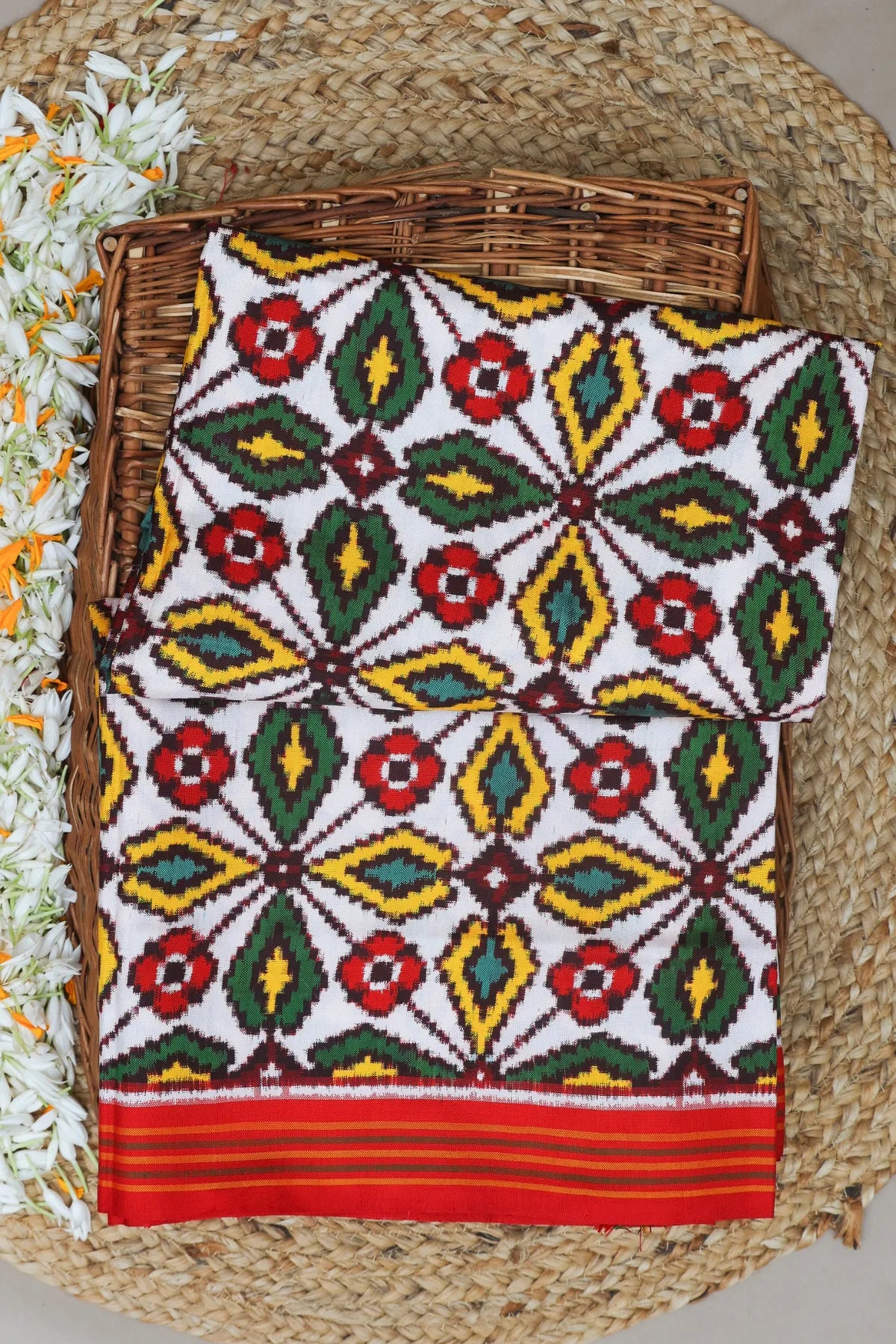 Patan patola small chabdi design & traditional pallu pure double ikat patola saree