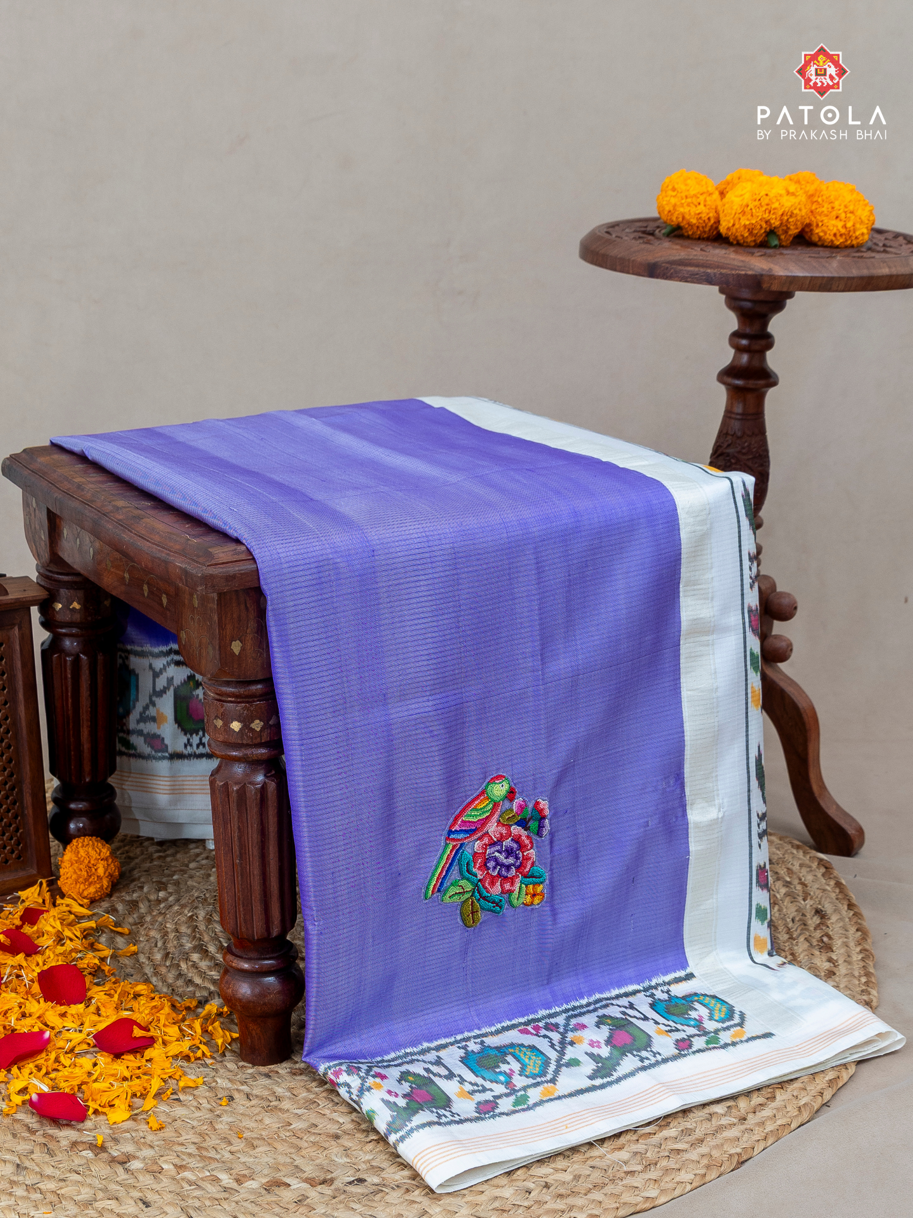 Masterpiece Motifs Design Border with Petit point Work