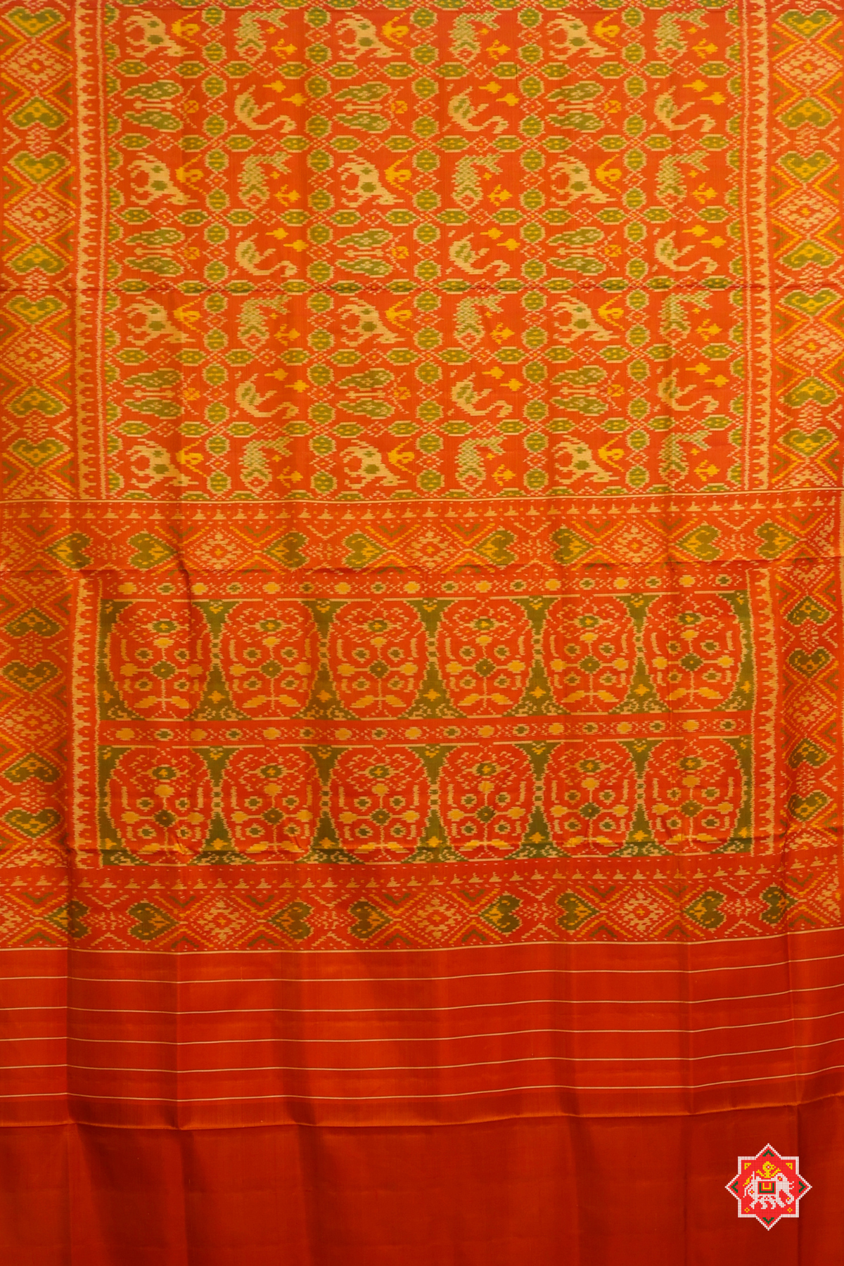 4 motif design with small tissue border single ikat patola saree