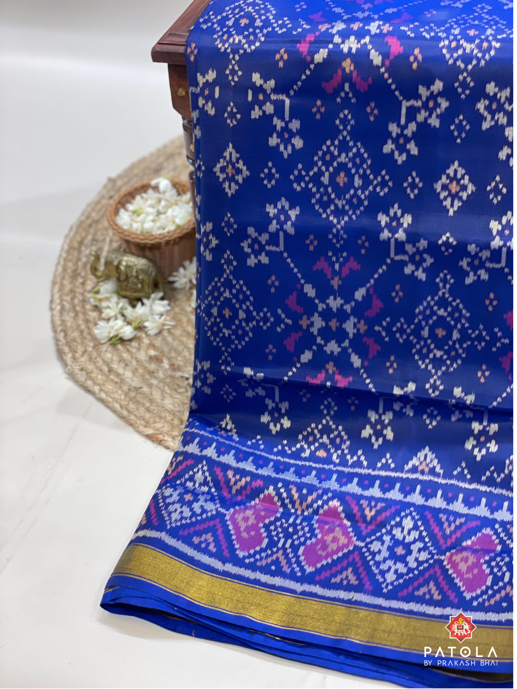Traditional Navratna Designer Single Ikat Patola Saree