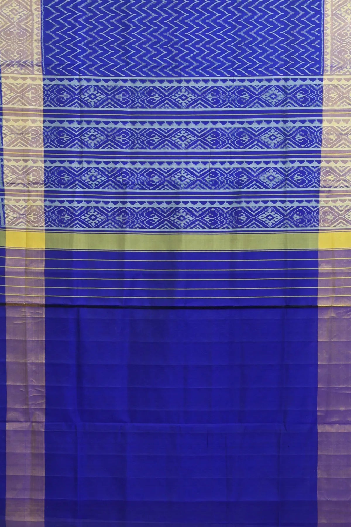 Zig-zag design with tissue border pallu single ikat patola saree