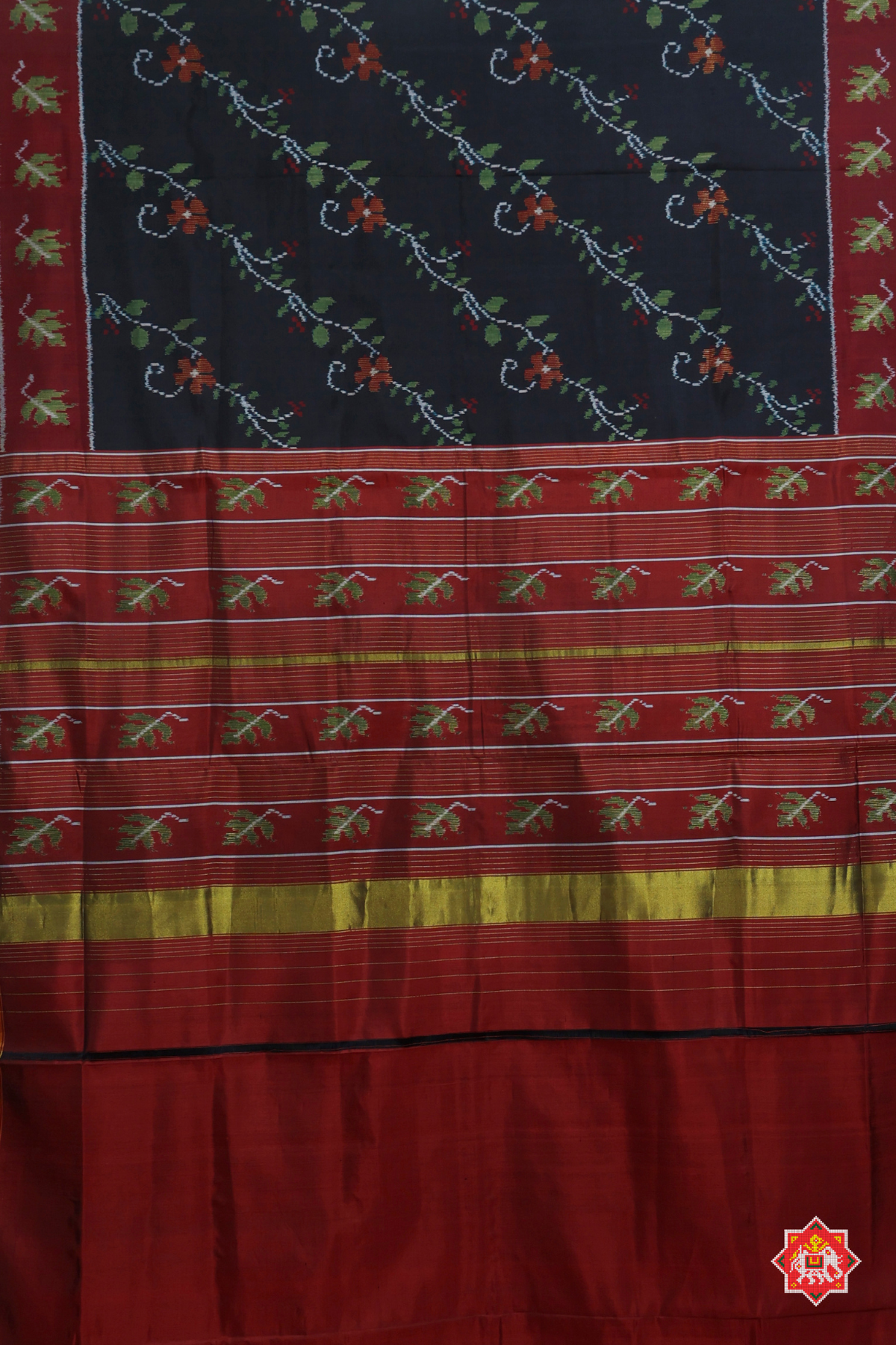 Master piece flowers with leaves design & small tissue border ( masterpiece & master weaving)