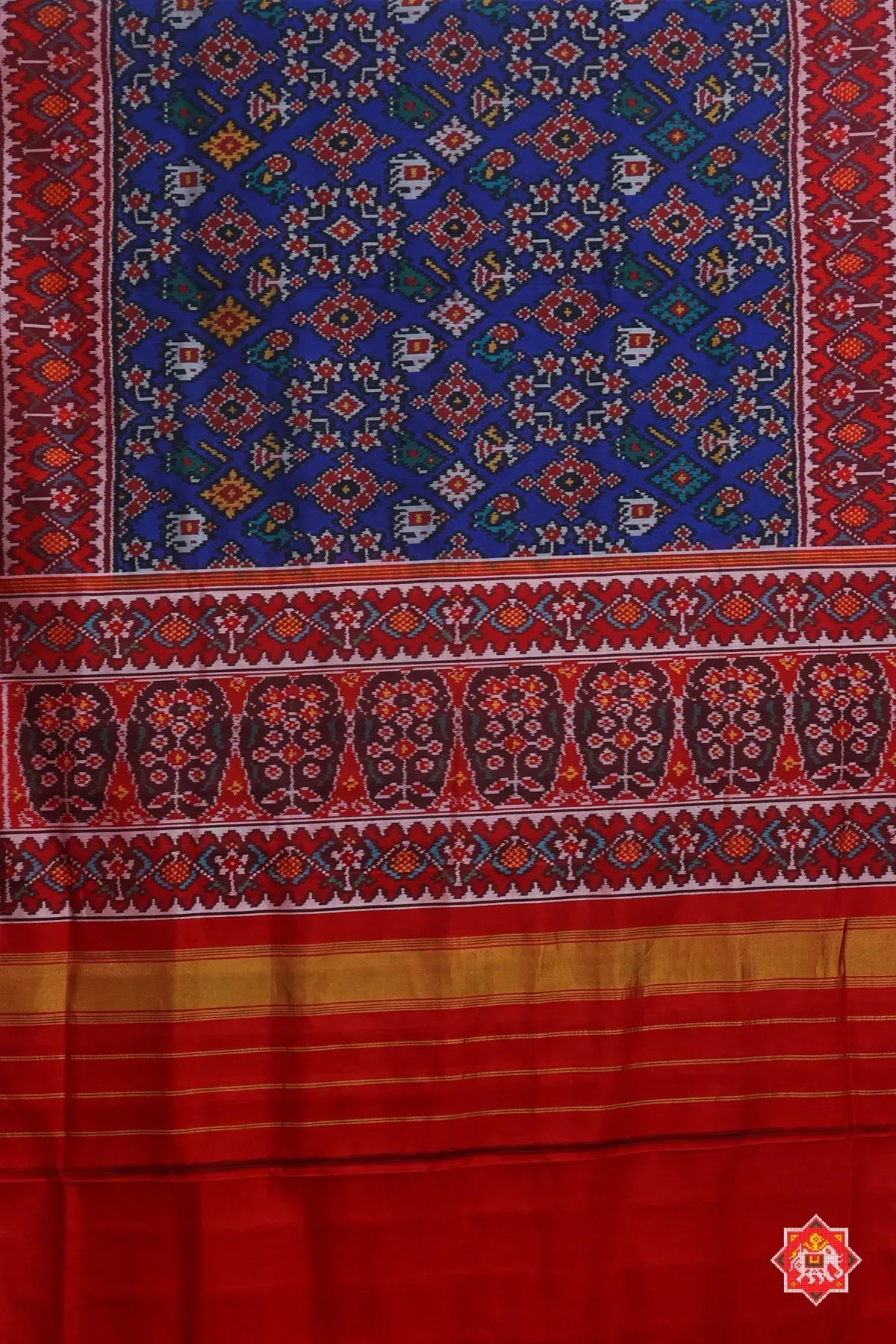 Traditional navratn with chanda design palllu border contras semi double ikat patola saree