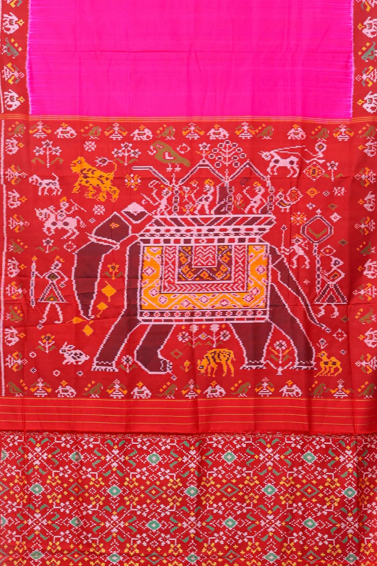 Plain patola with motifs border & blouse patola design Semi double ikat patola saree