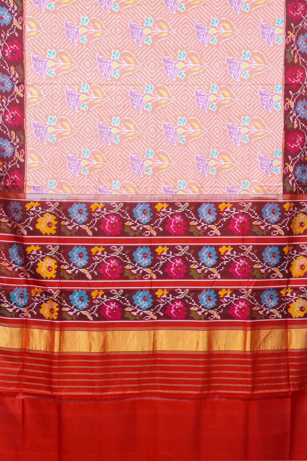 Masterpiece Rose Designer With Contras Flowers Design With Pallu Border Semi Double Ikat Patola Saree