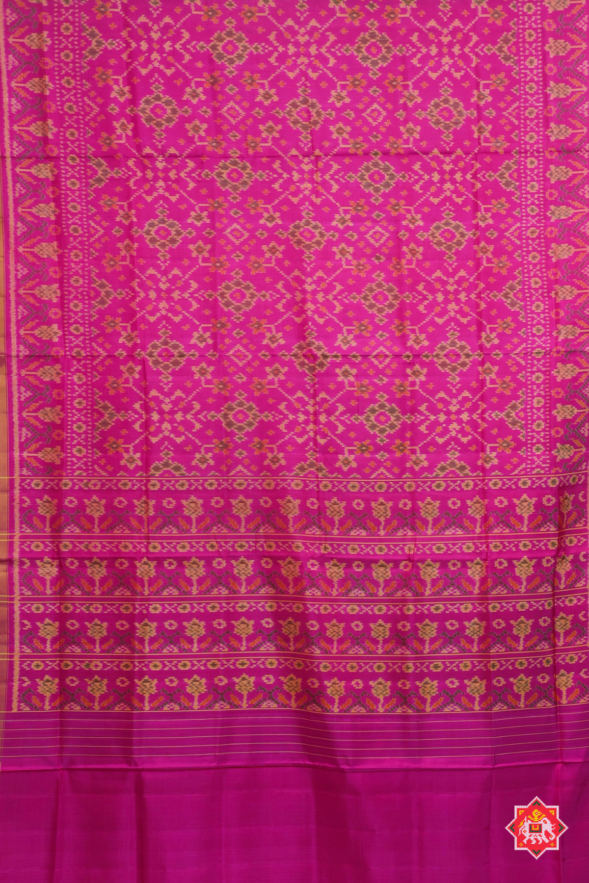 Navratna design with small tissue border single ikat patola saree