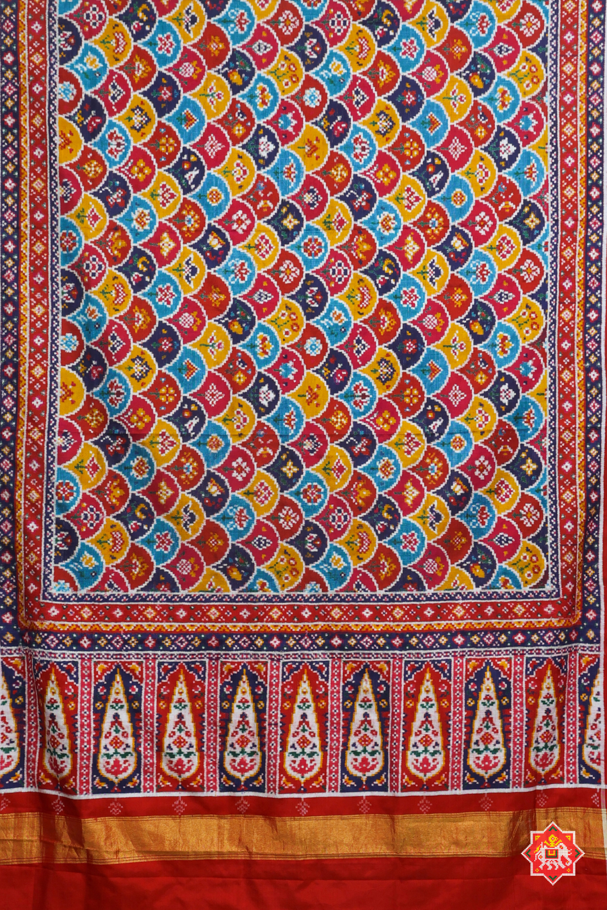 Patan patola masterpiece phulwari bhat in pure double ikat saree