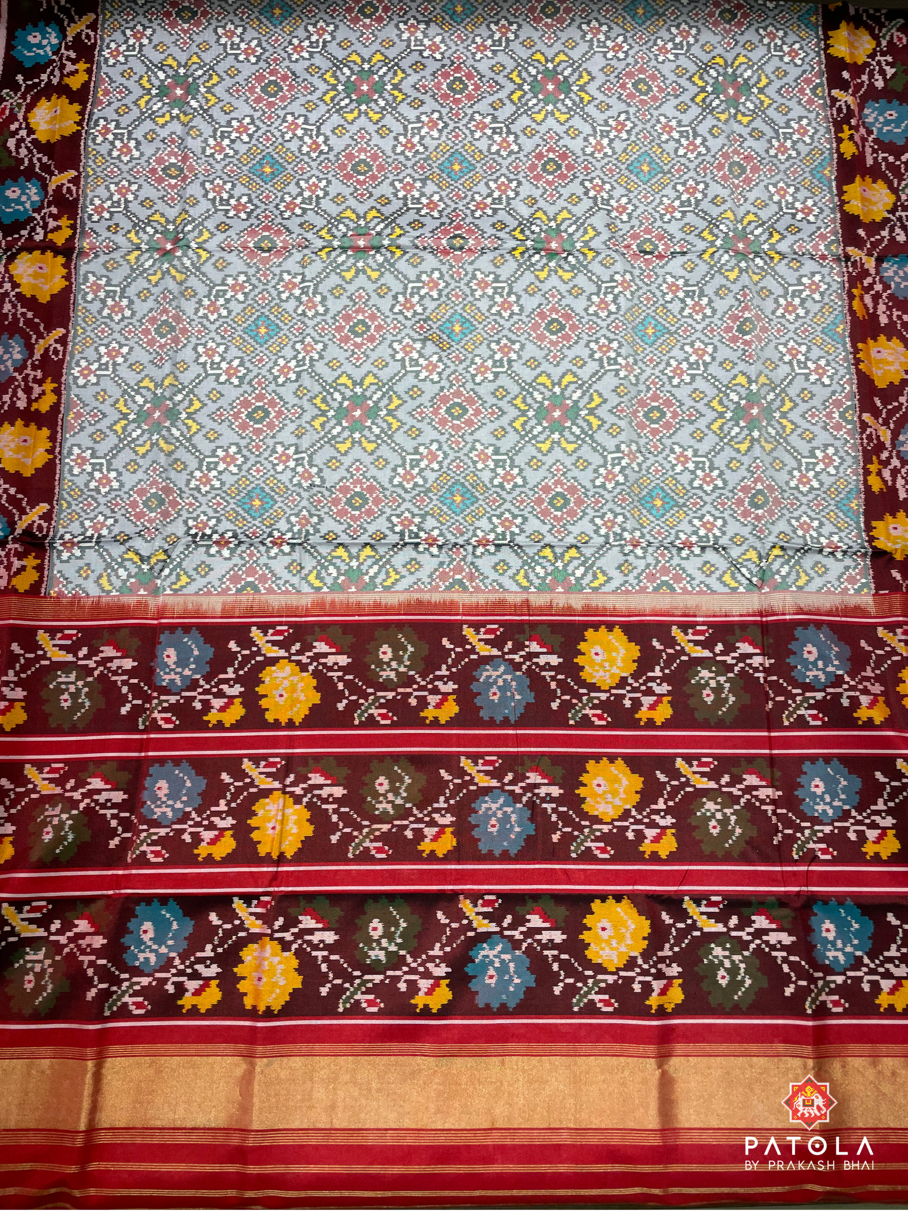 Traditional Navratna Design With Pallu Border Contrast Semi Double Ikat Saree