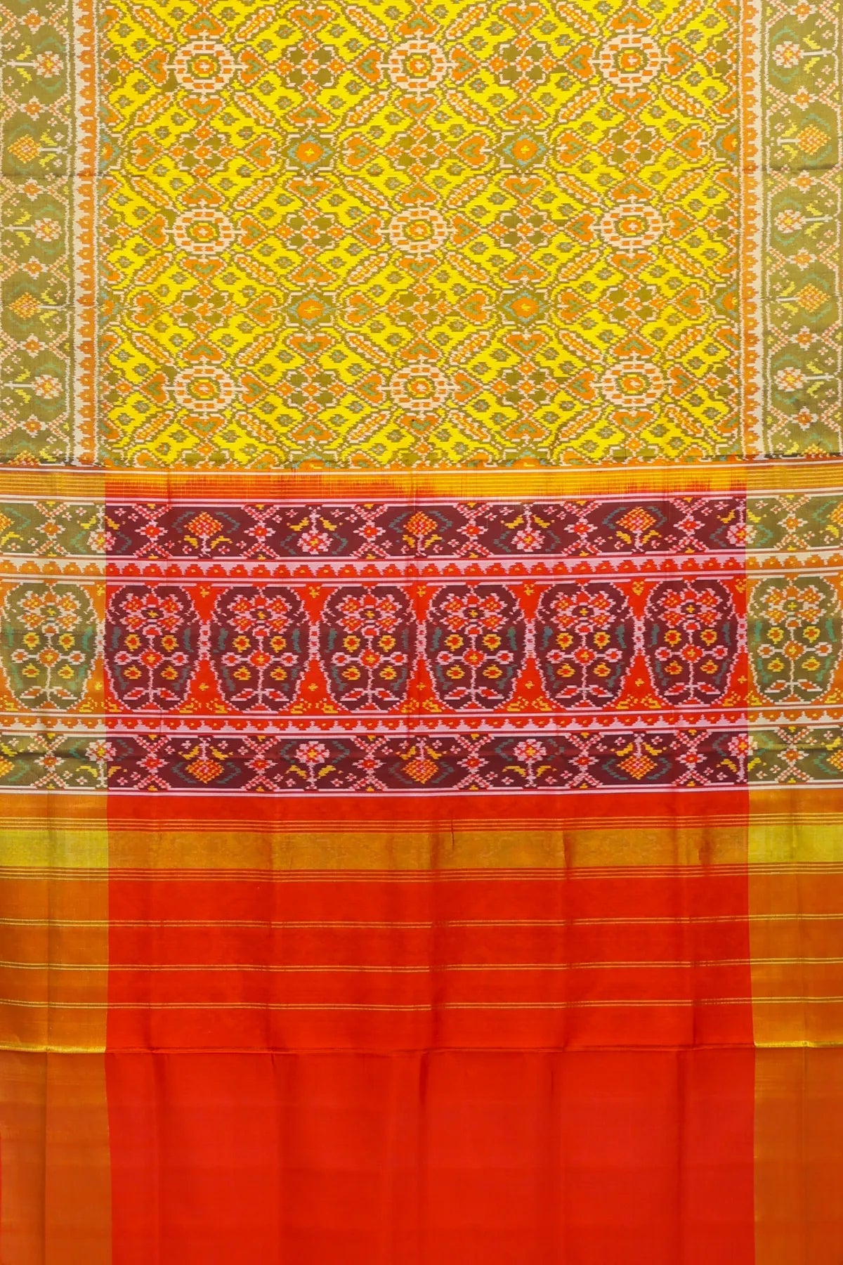 Minakari work & manek chowk design with ghughroo pallu border single ikat patola saree
